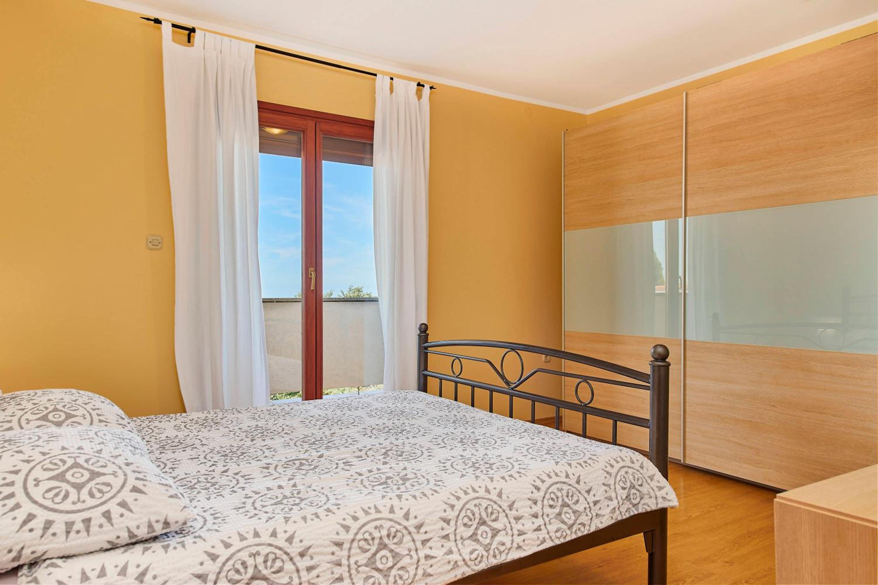 Villa photo 1