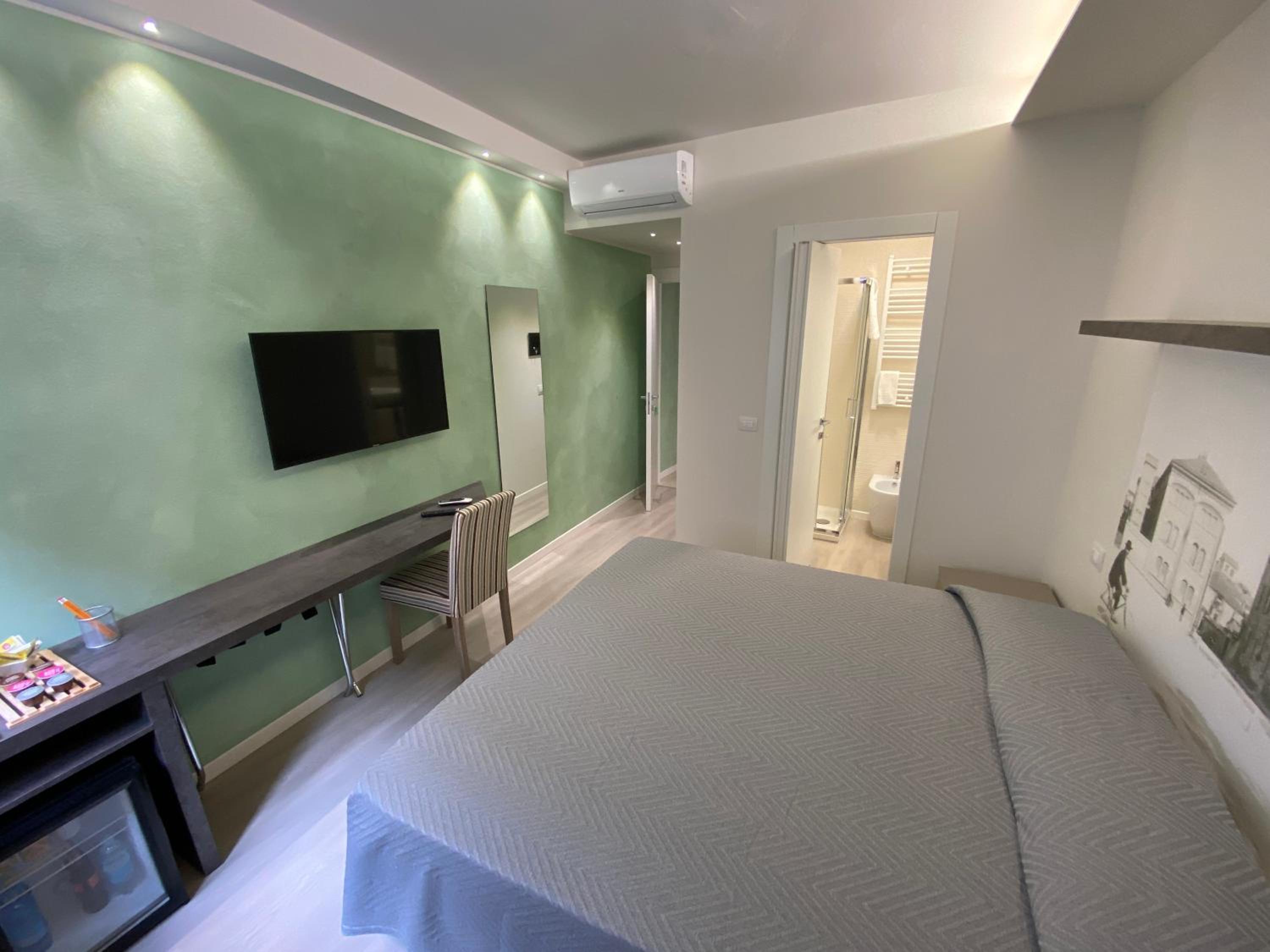 Superior Double Room - Photo 9
