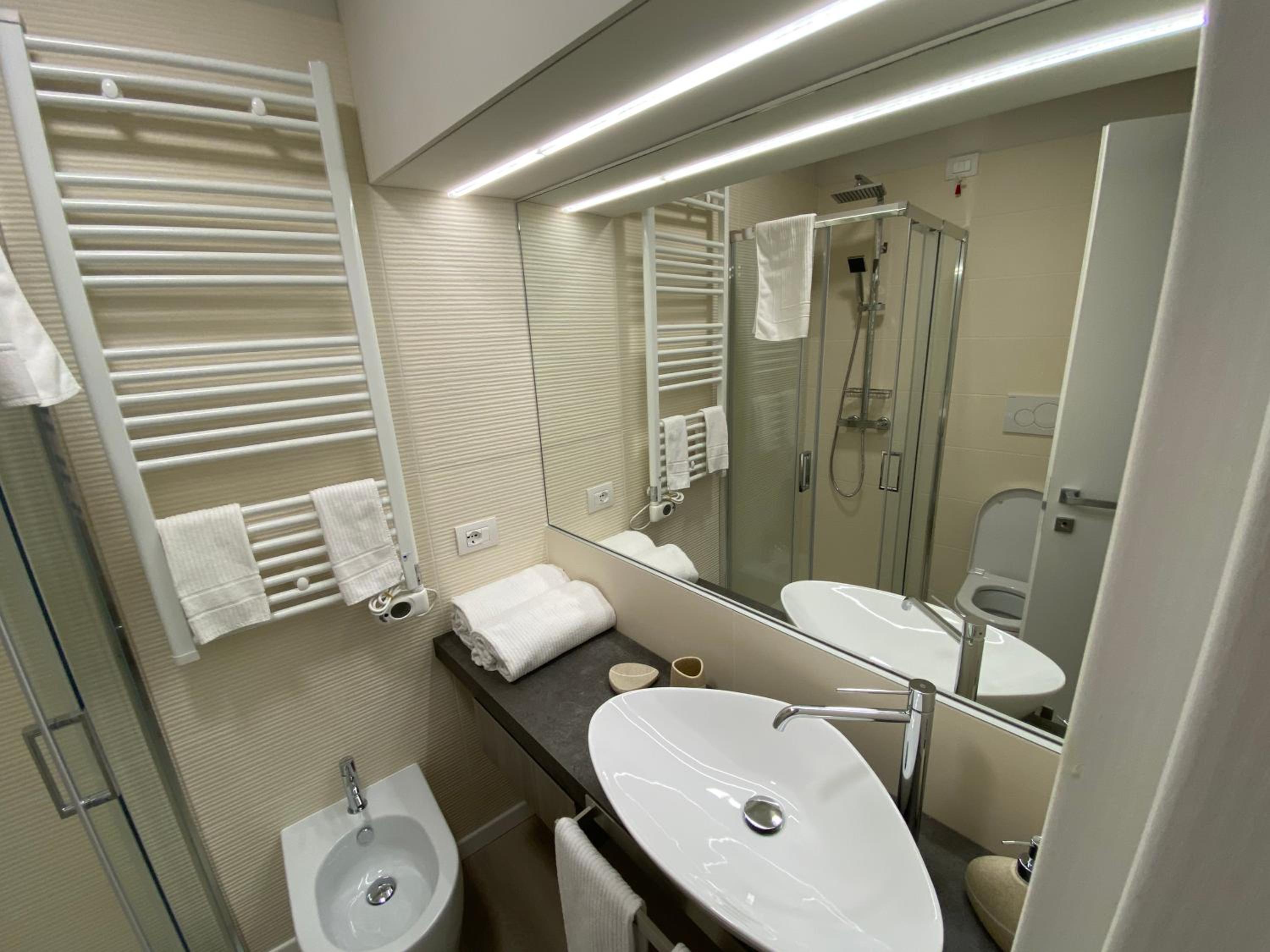 Superior Double Room - Photo 6
