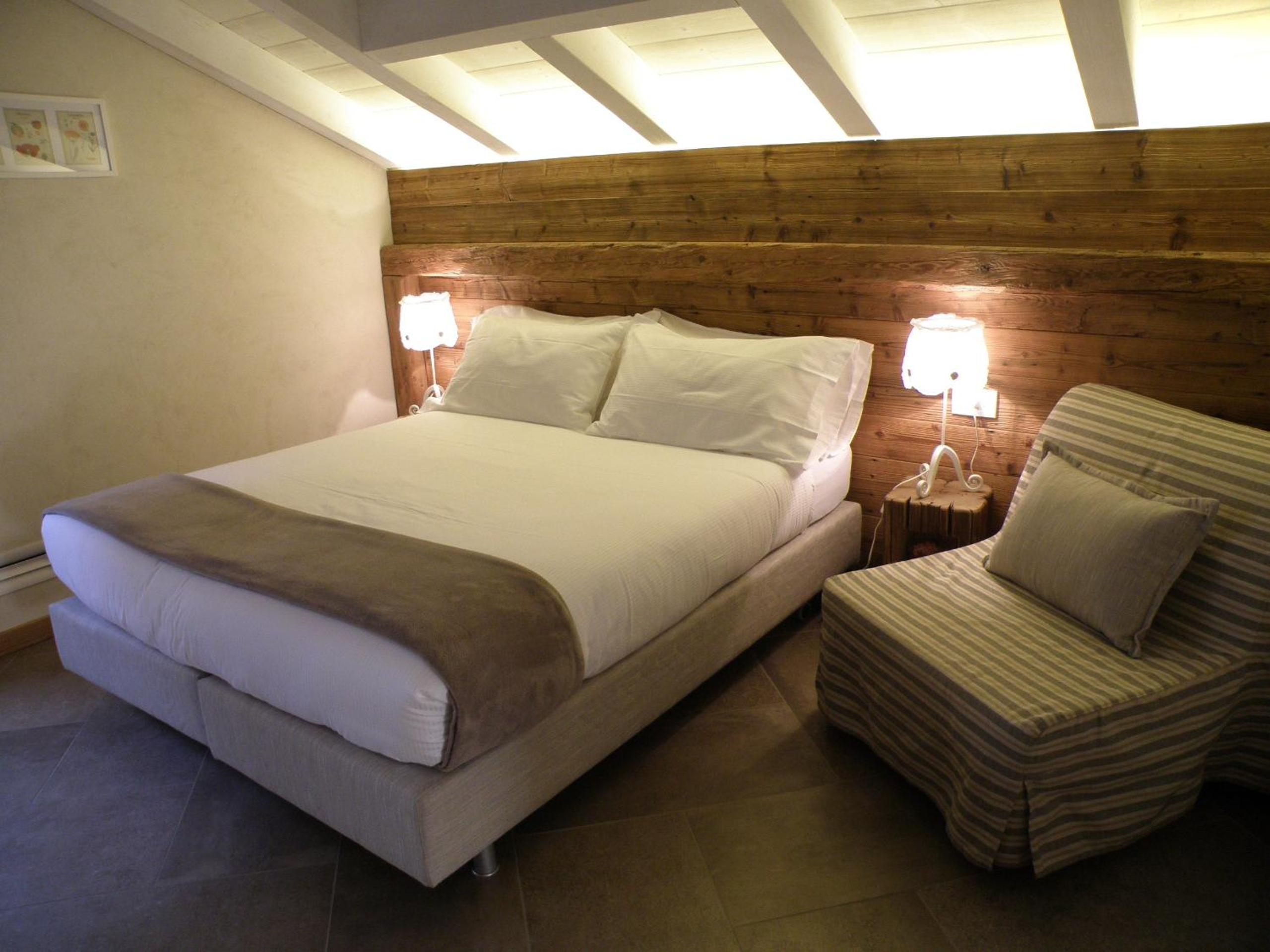 Comfort Triple Room with Shower photo 1