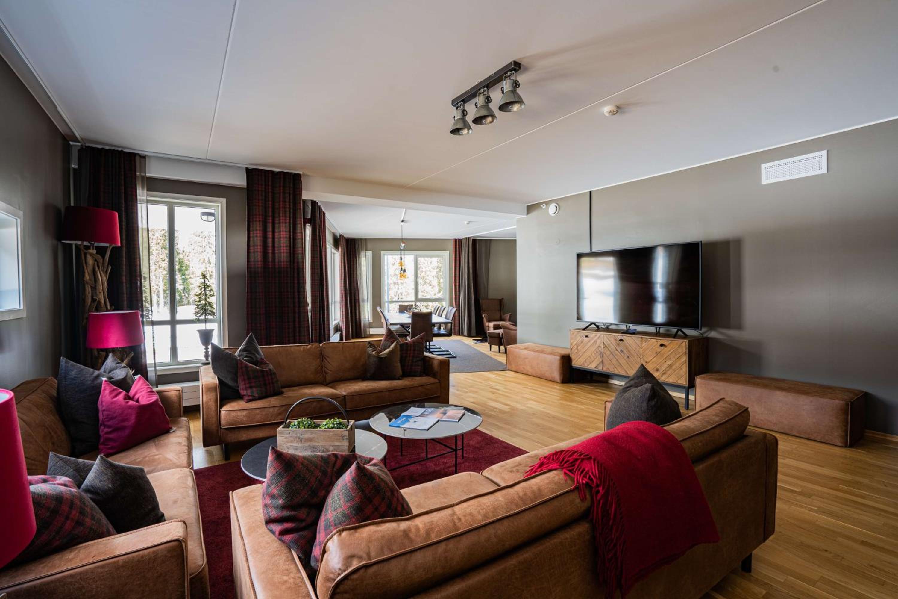 Alpine Suite - Photo 1
