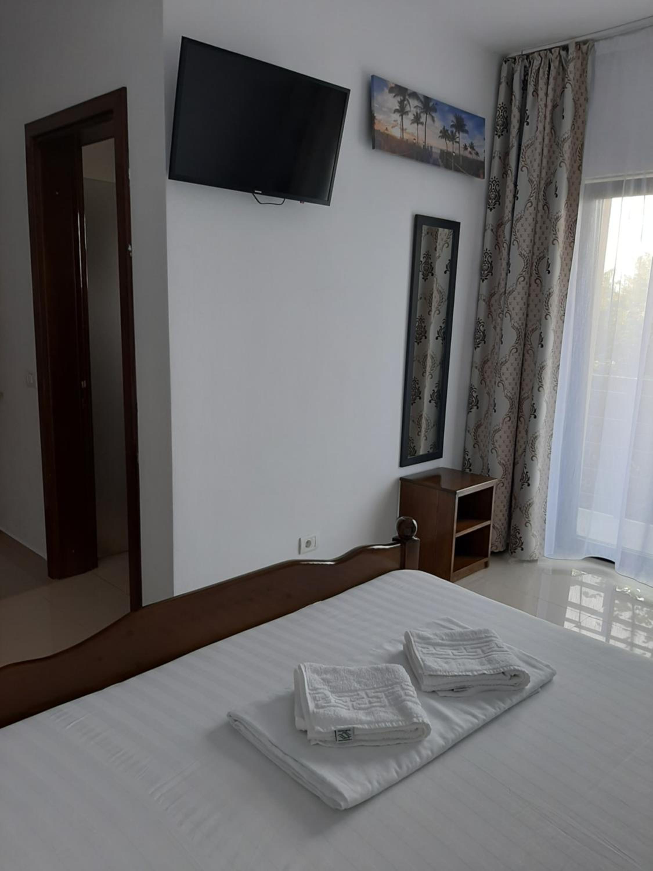 Villa photo 2