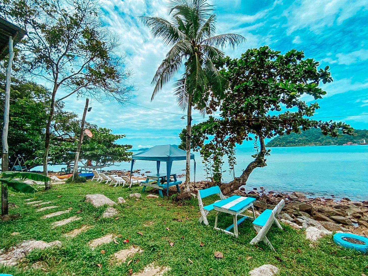 Room with Sea View - Photo 18