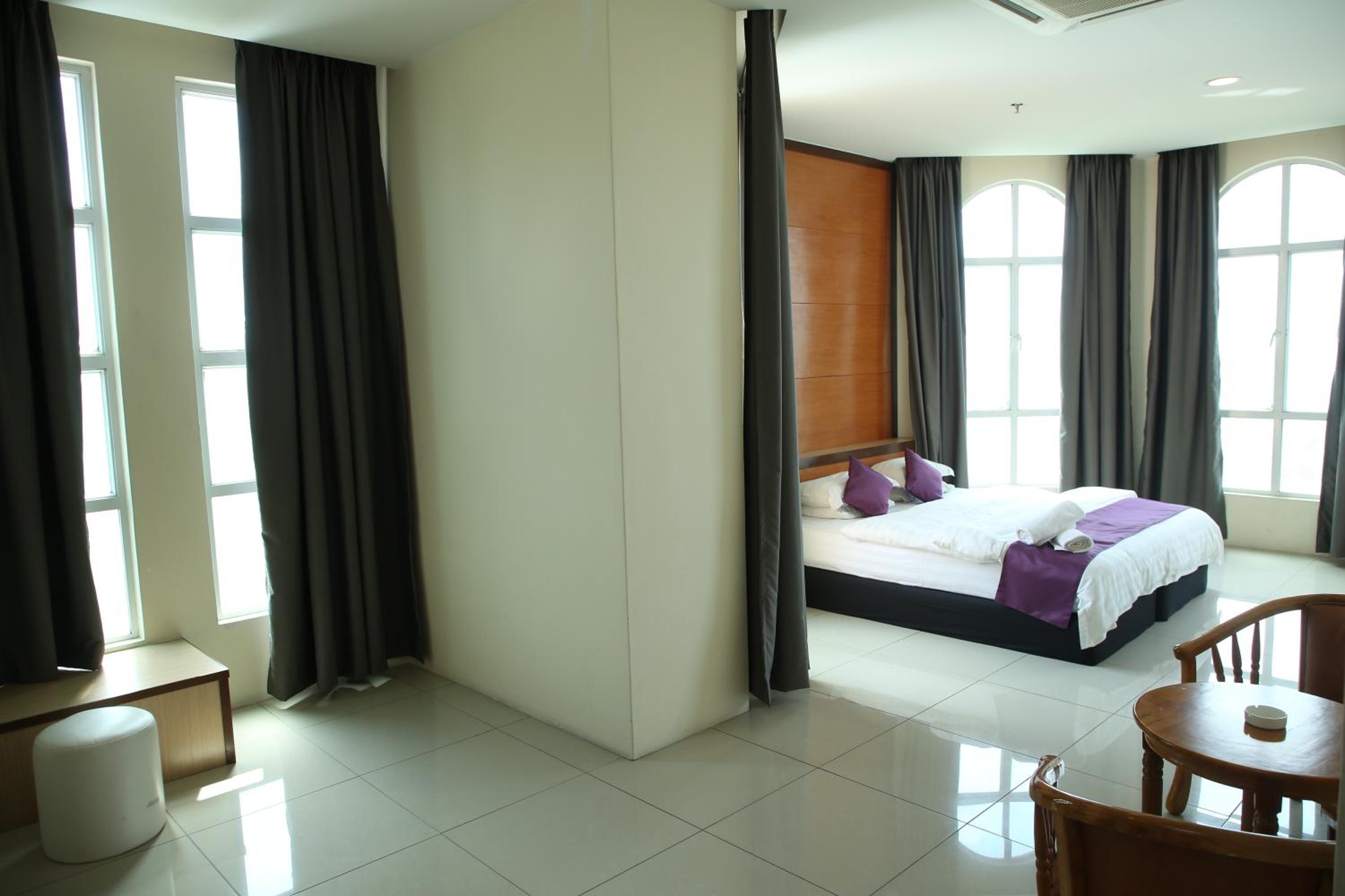Superior Queen Room
