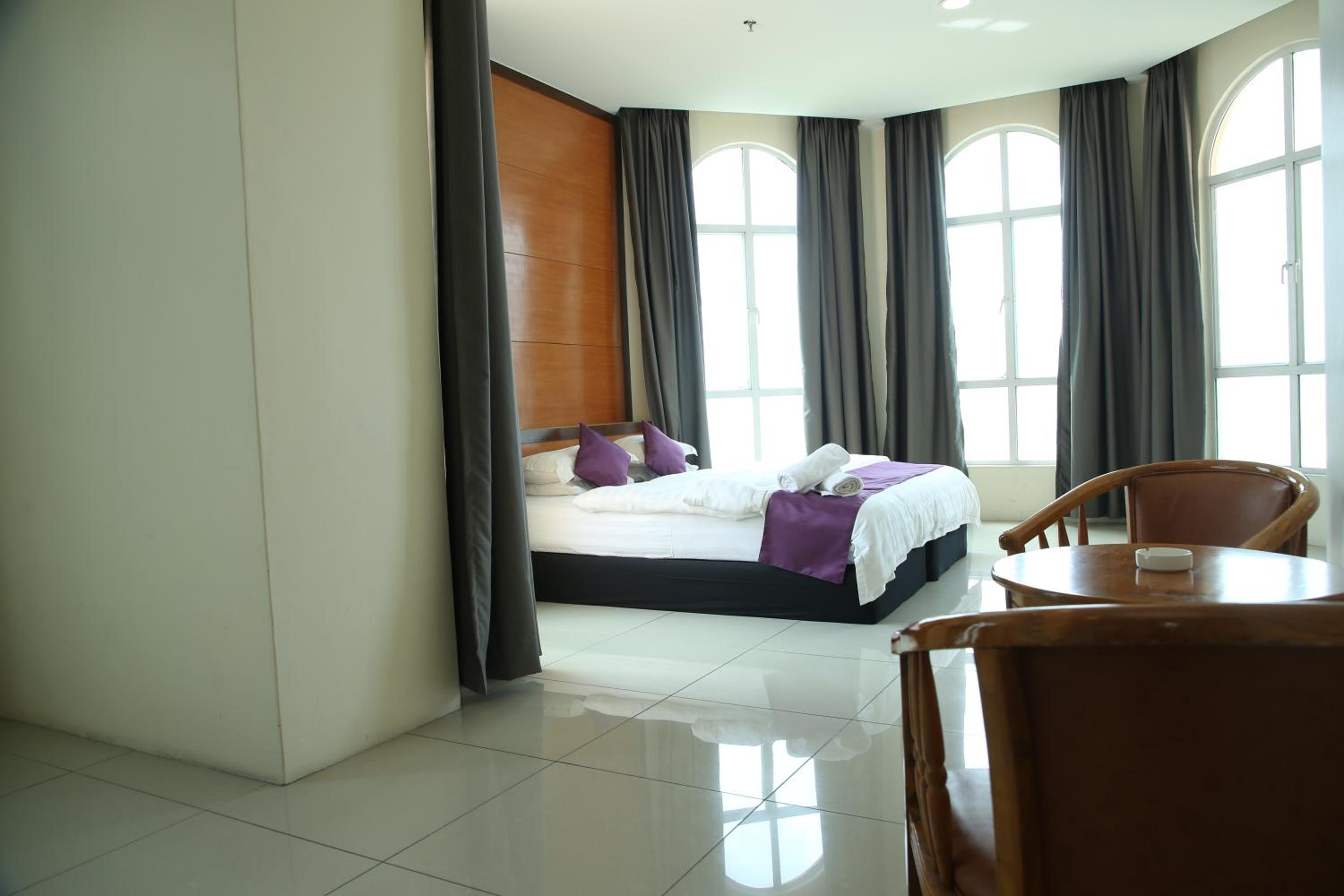 Superior Queen Room