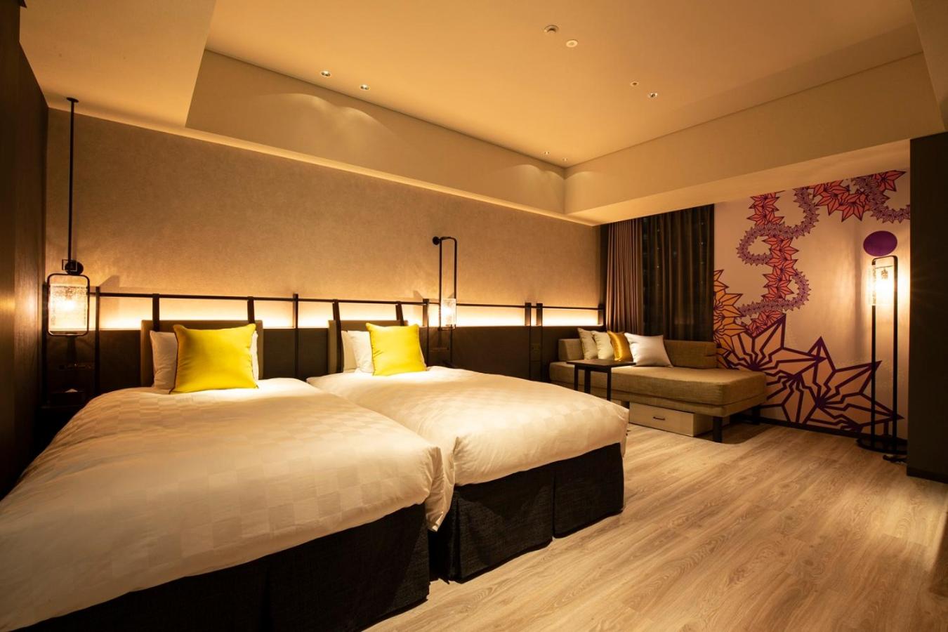 Corner Twin Room (Triple)