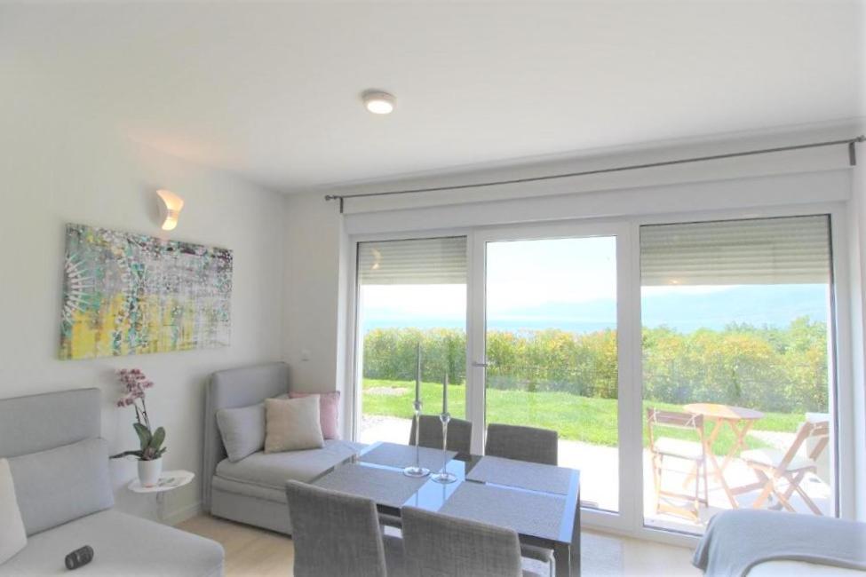 Studio Apartment with Sea View