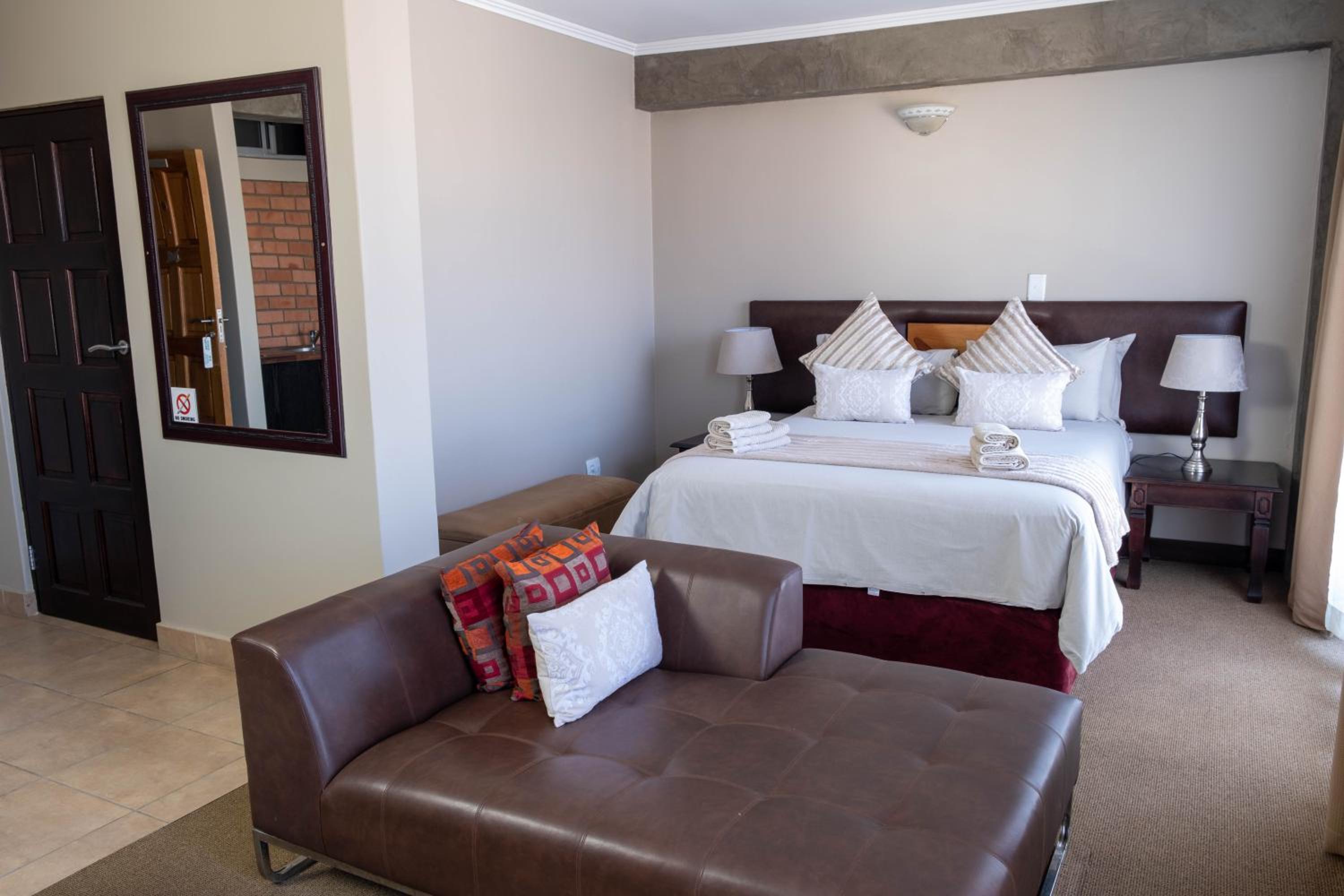 Queen Room