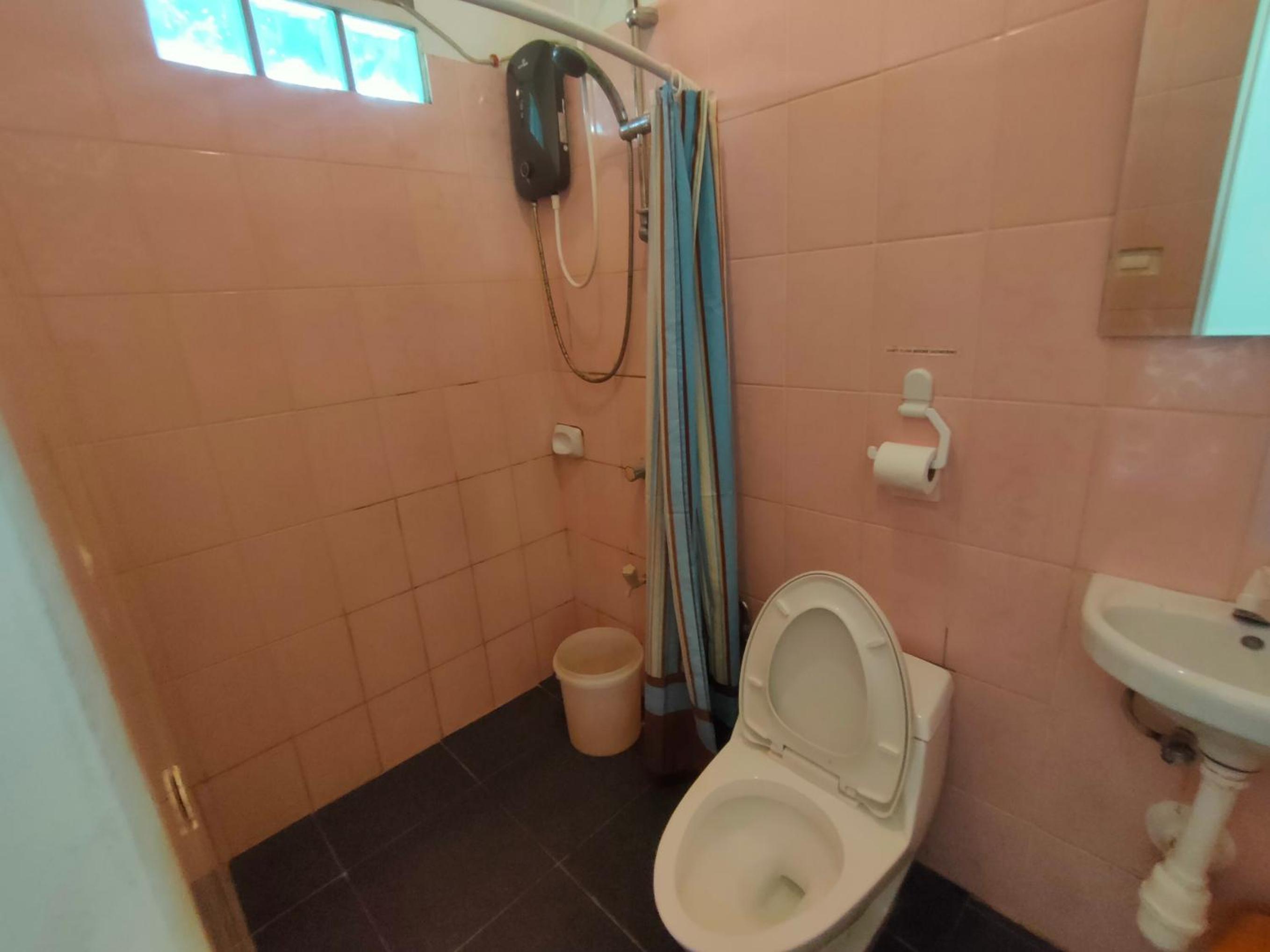 Standard Double Room with Fan photo 2