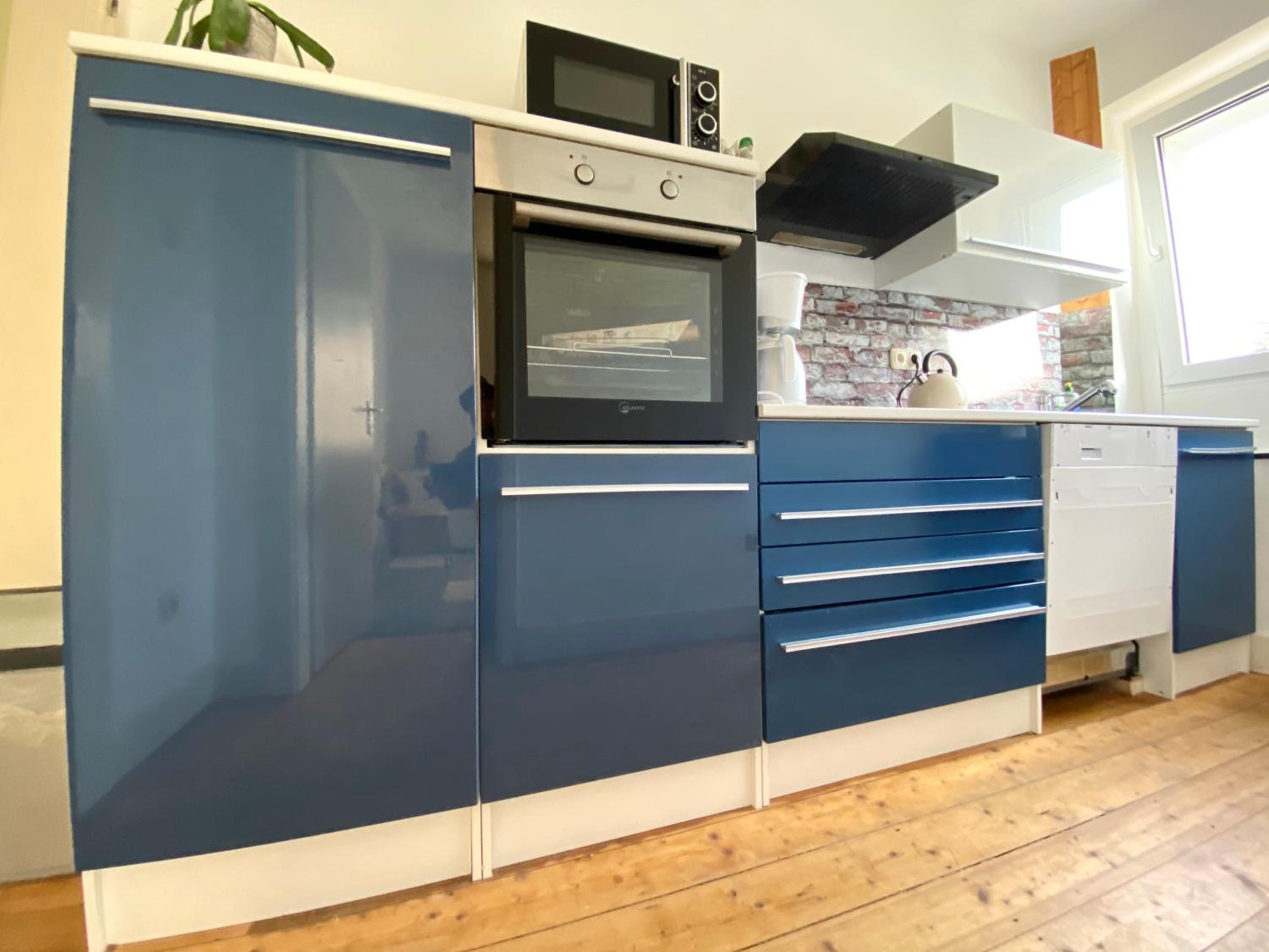 Two-Bedroom Apartment - Photo 11