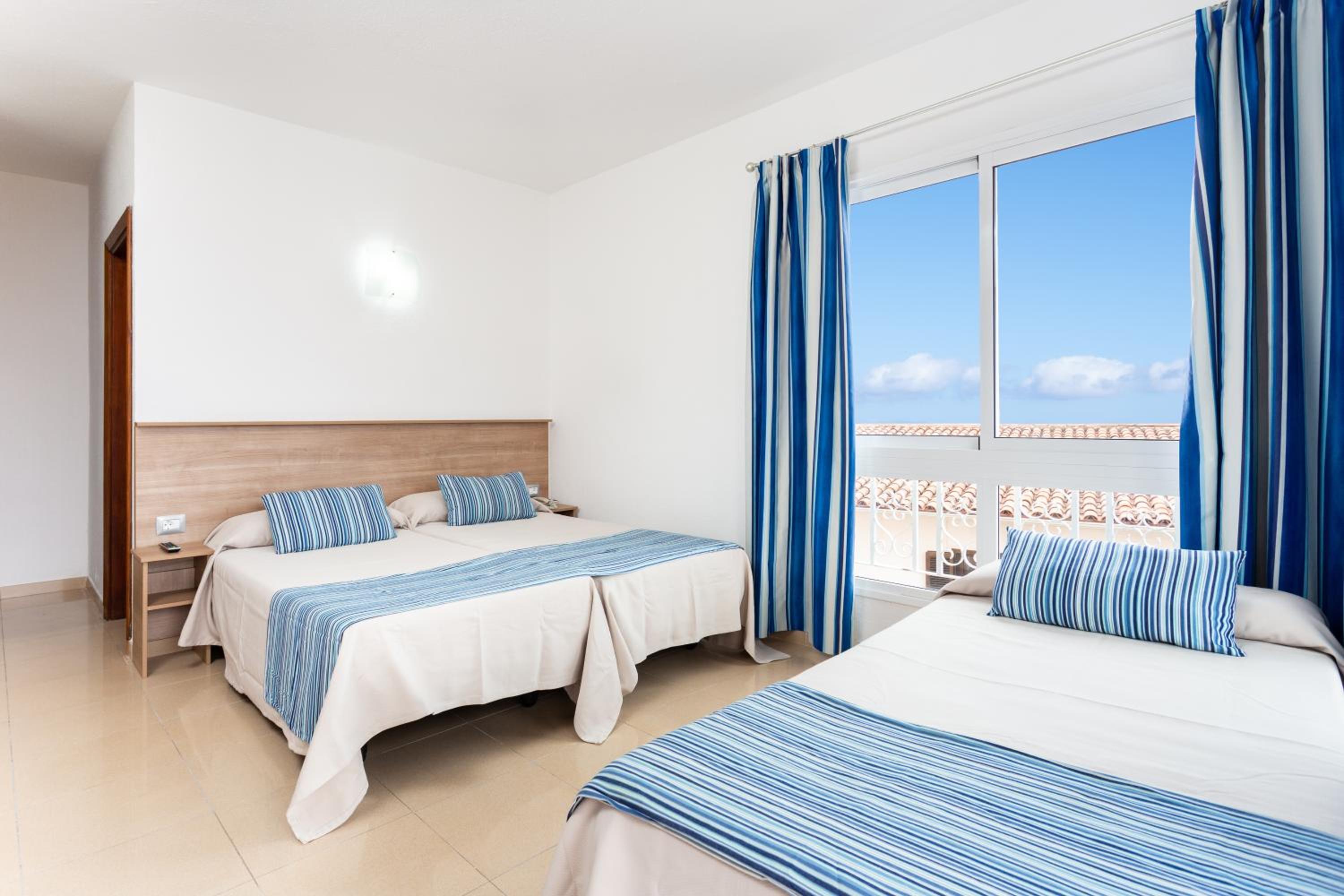 Habitación Familiar (3 Adultos + 1 Niño)