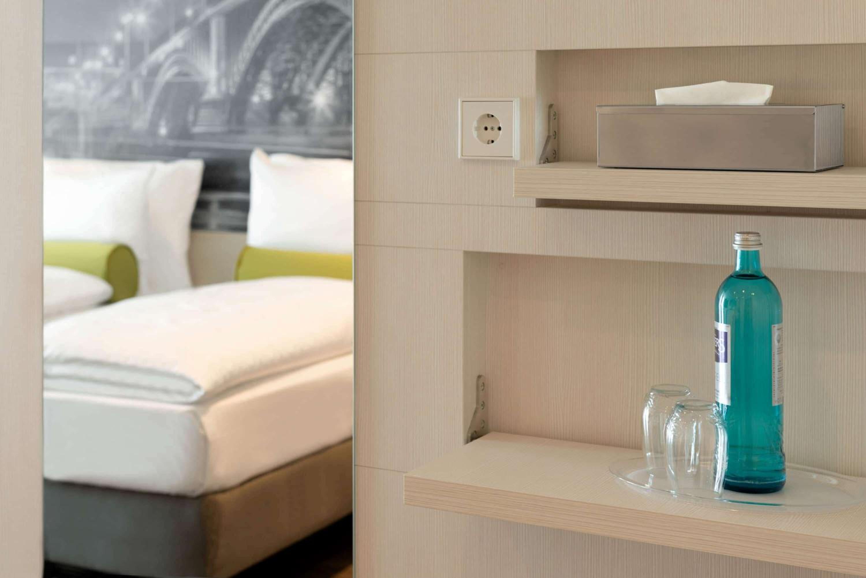 Standard Double Room - Photo 7