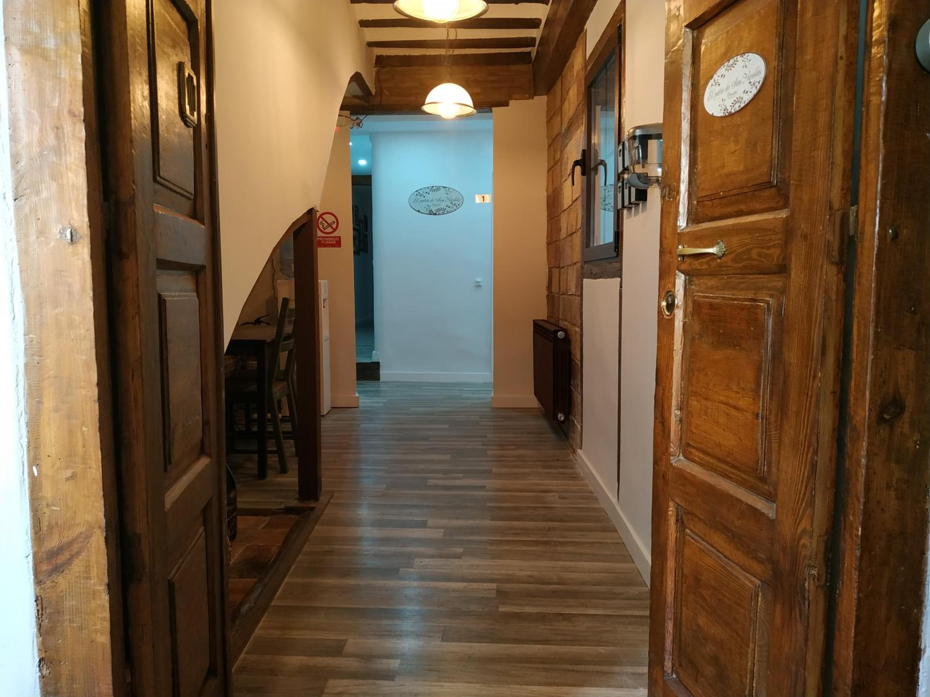 Double Room with Private Bathroom photo 3