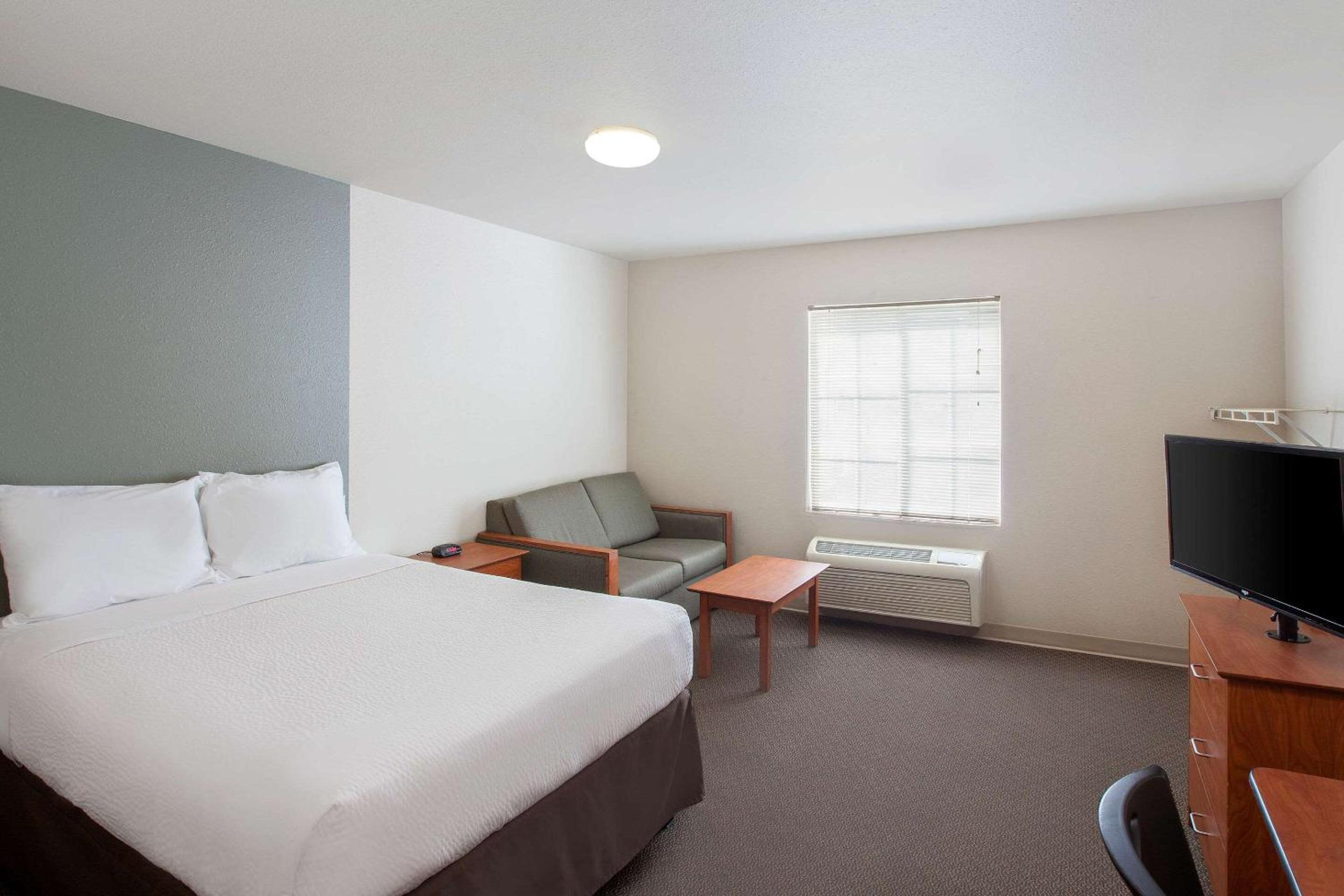 Standard Double Room - Accessible/Non-Smoking photo 1