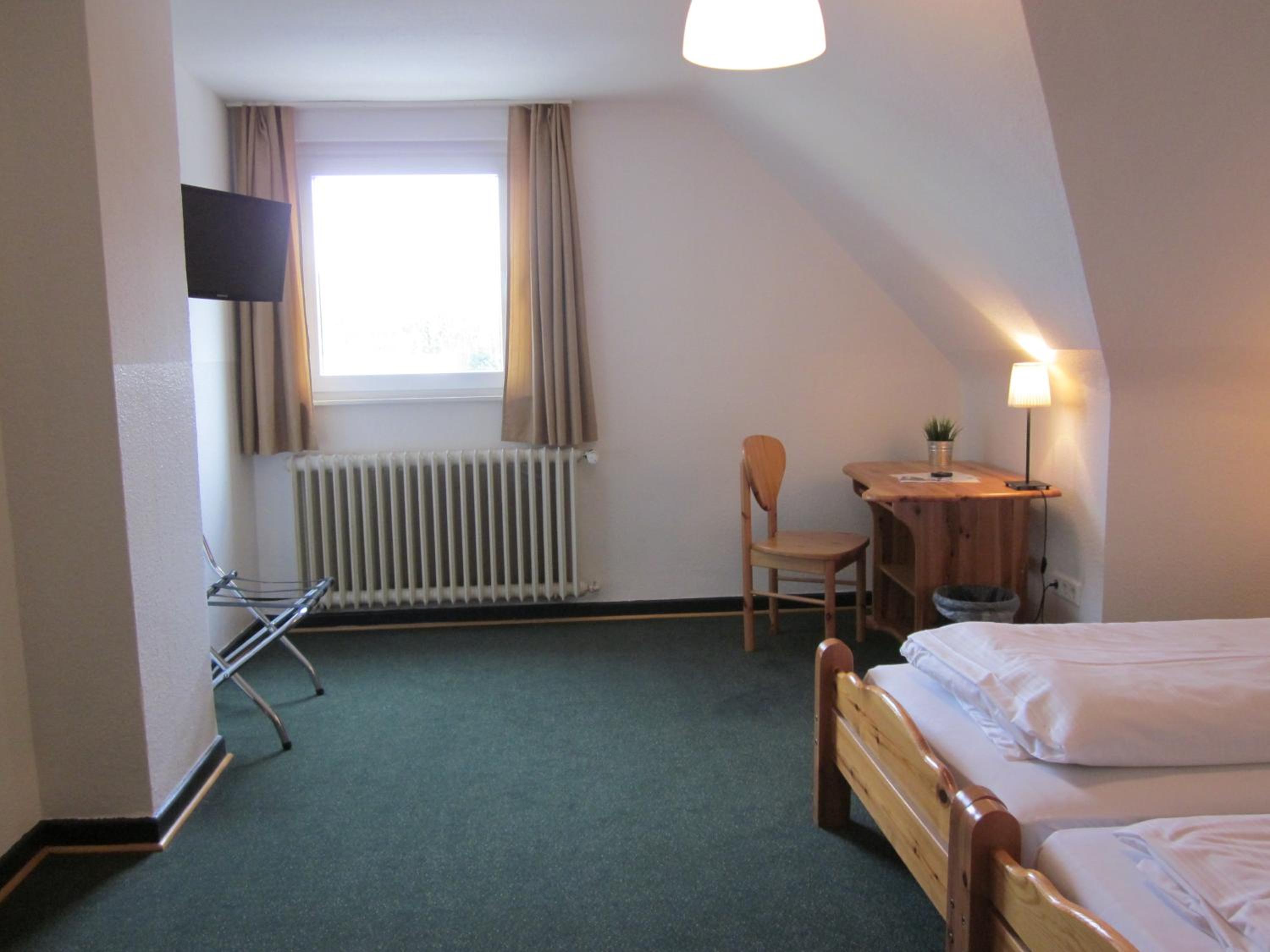 Suite - Photo 13