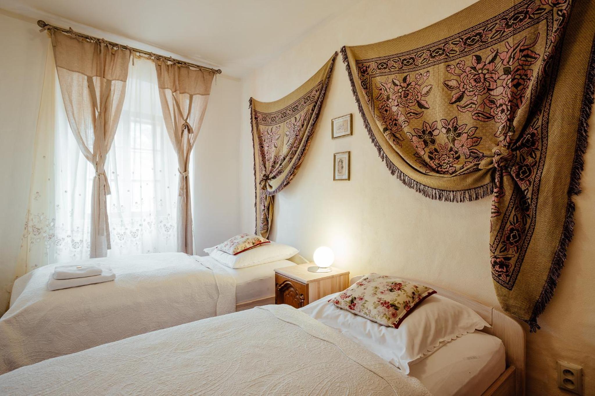 Quadruple Room - Photo 6