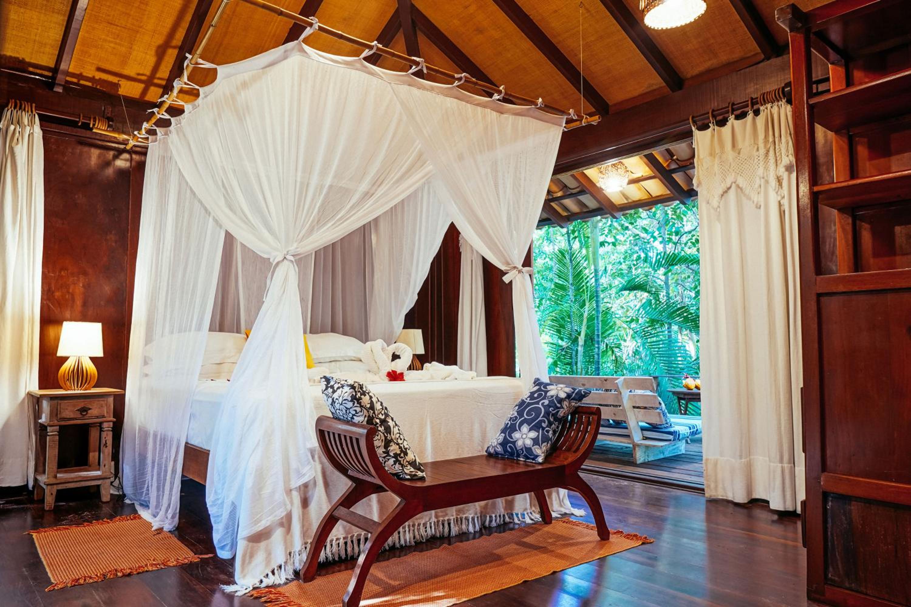 Deluxe Bungalow with Garden View photo 1