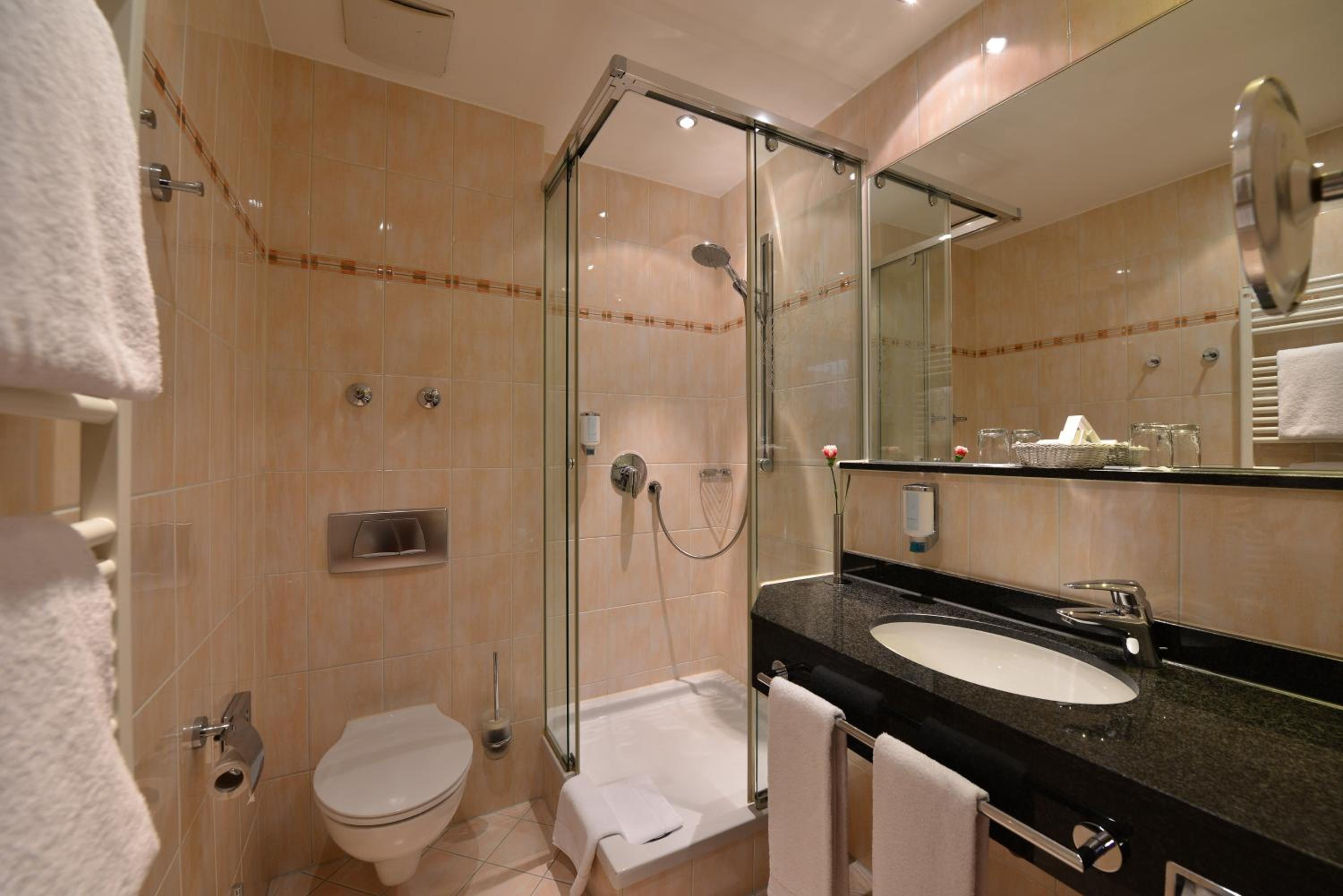 Superior Double or Twin Room - Photo 3