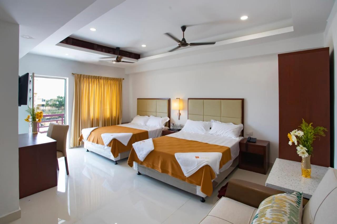 Quadruple Room with Balcony photo 2