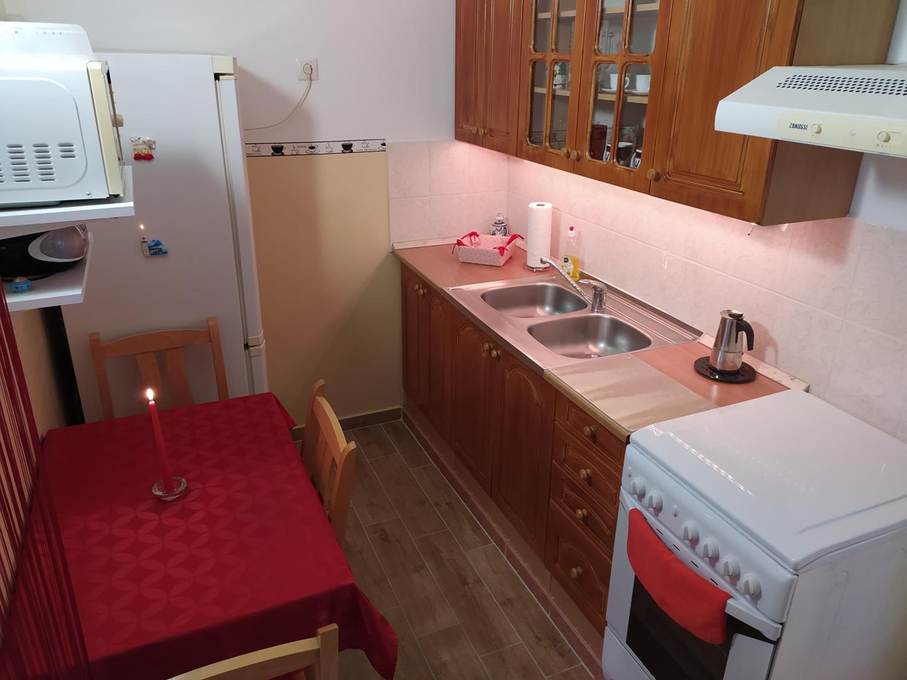 Two-Bedroom Apartment - Photo 31