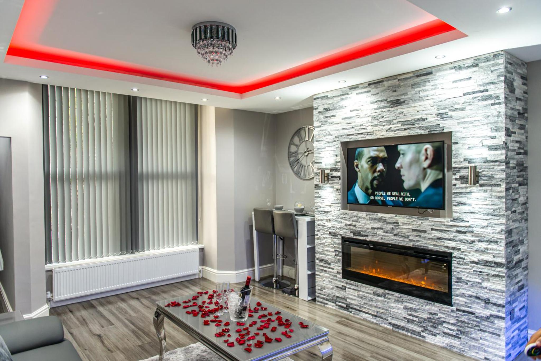 One-Bedroom Apartment with Spa Bath photo 2