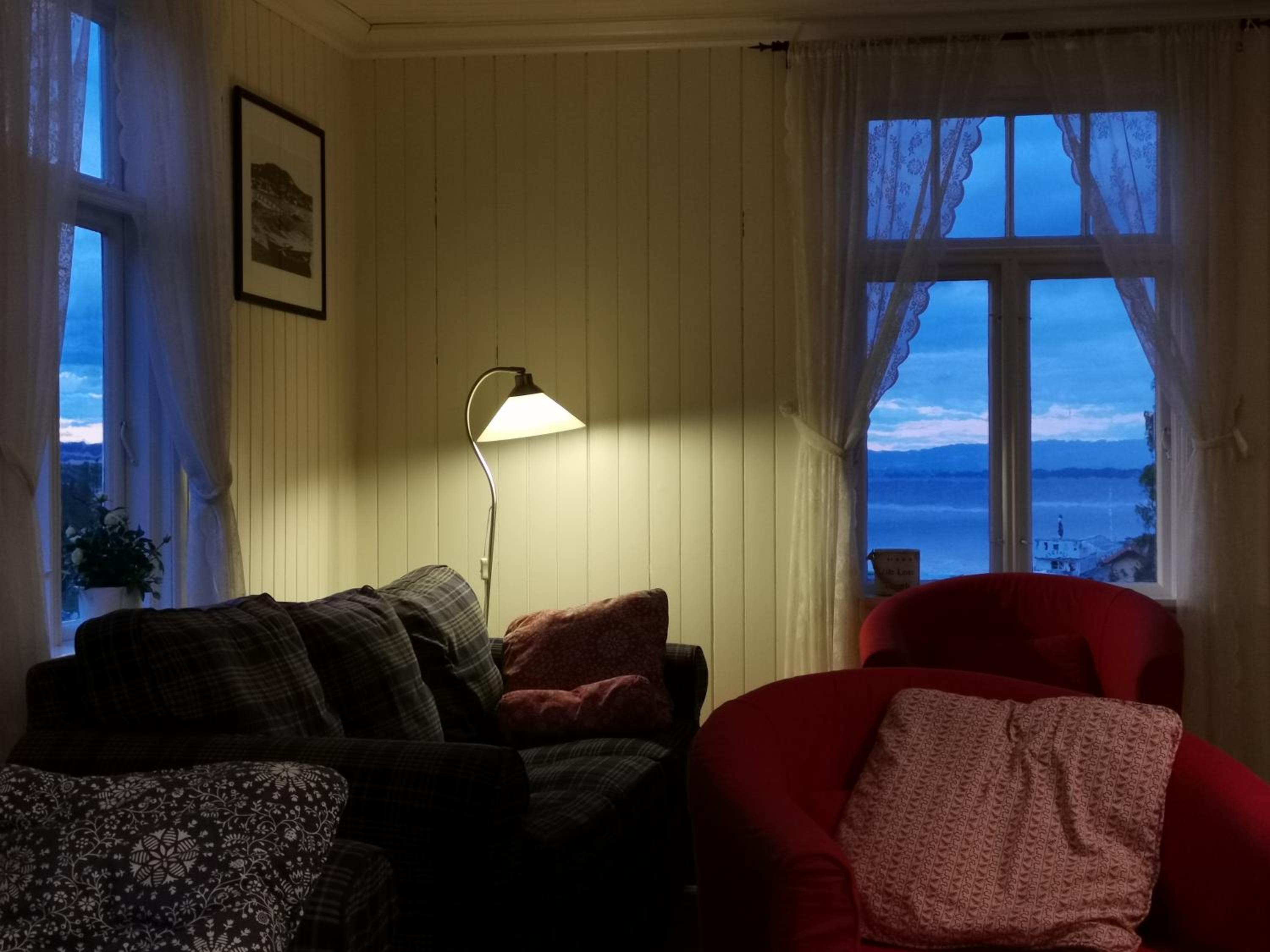 Four-Bedroom House - Photo 20
