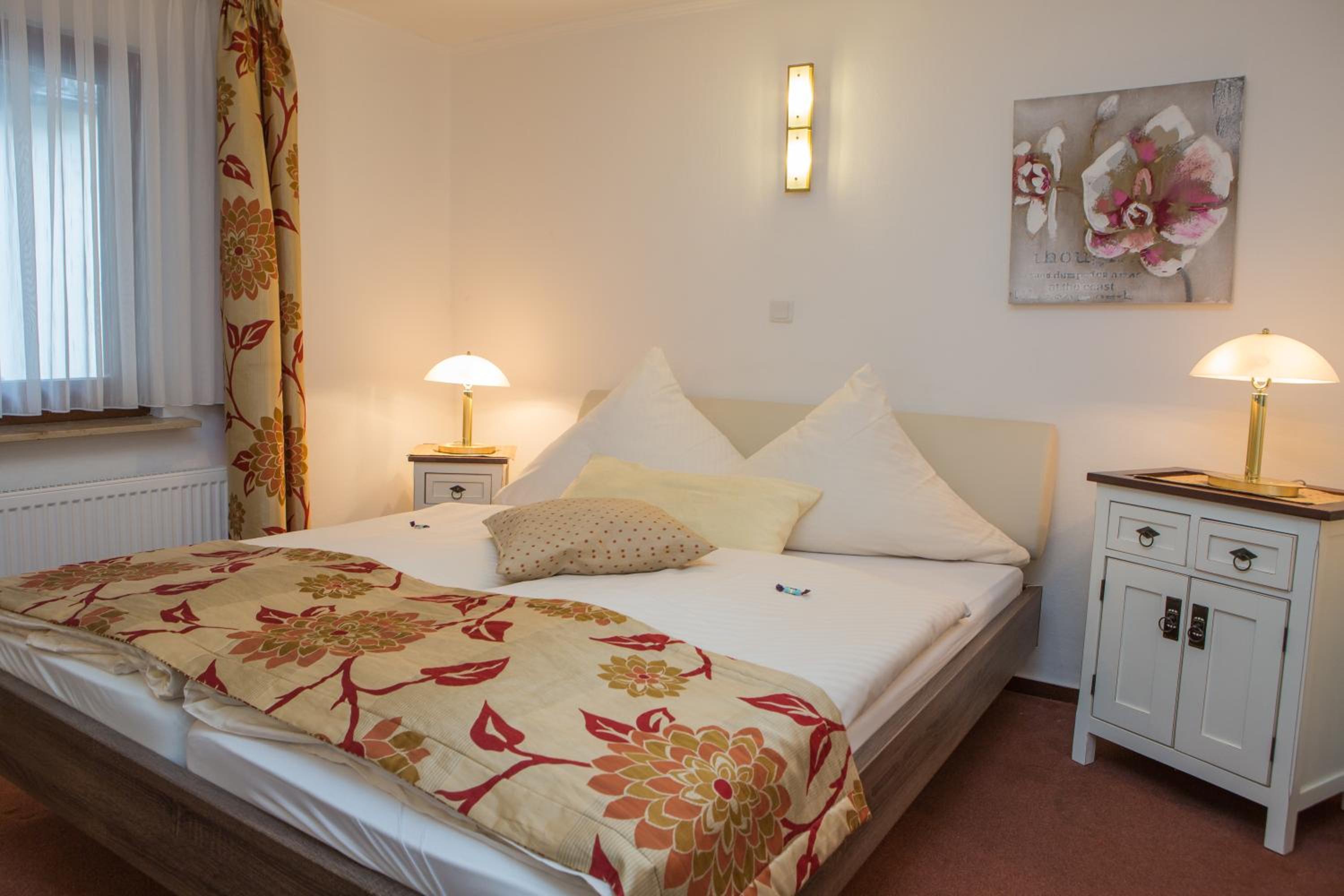 Small Double Room - Photo 2