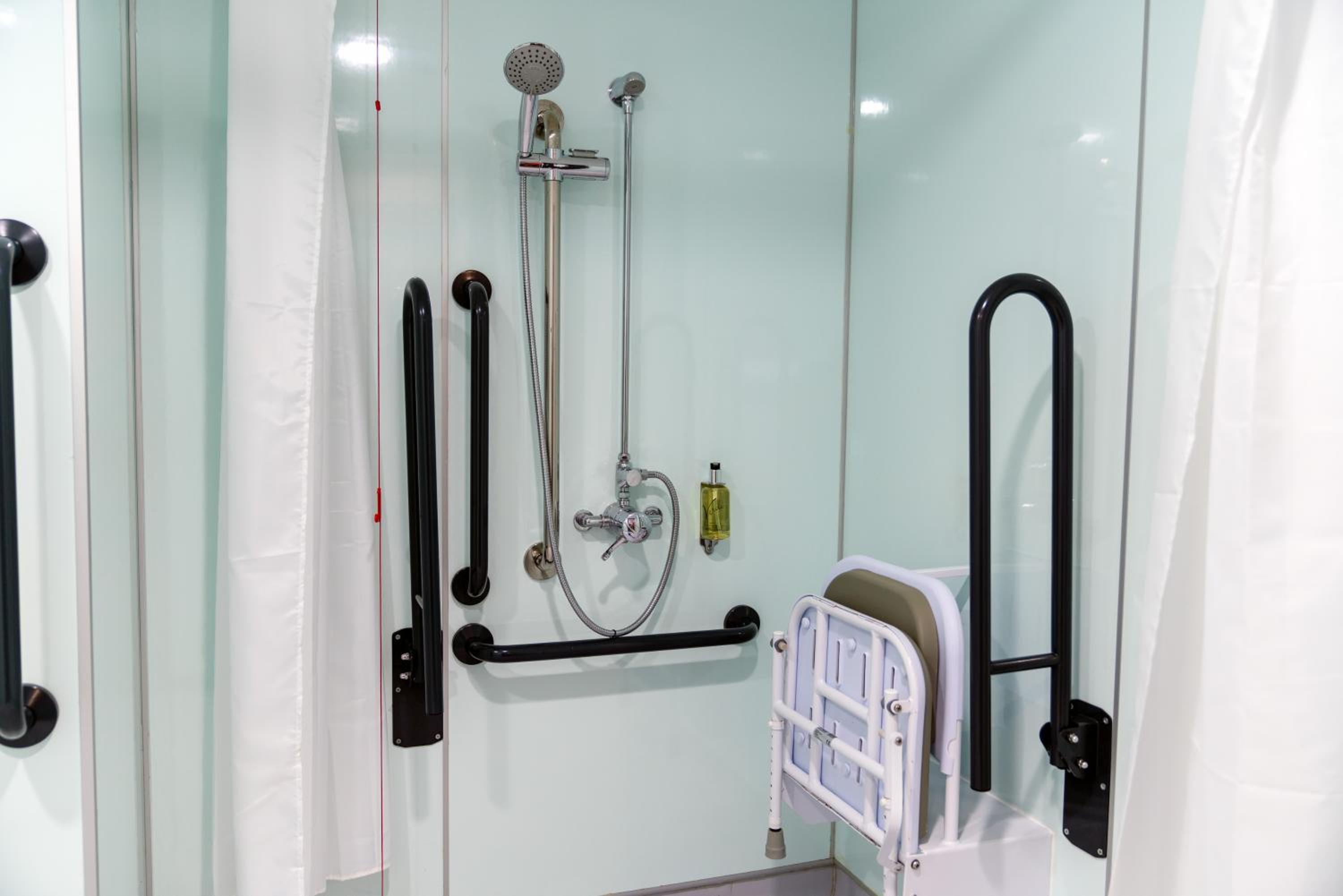 Double Room - Disability Access photo 2