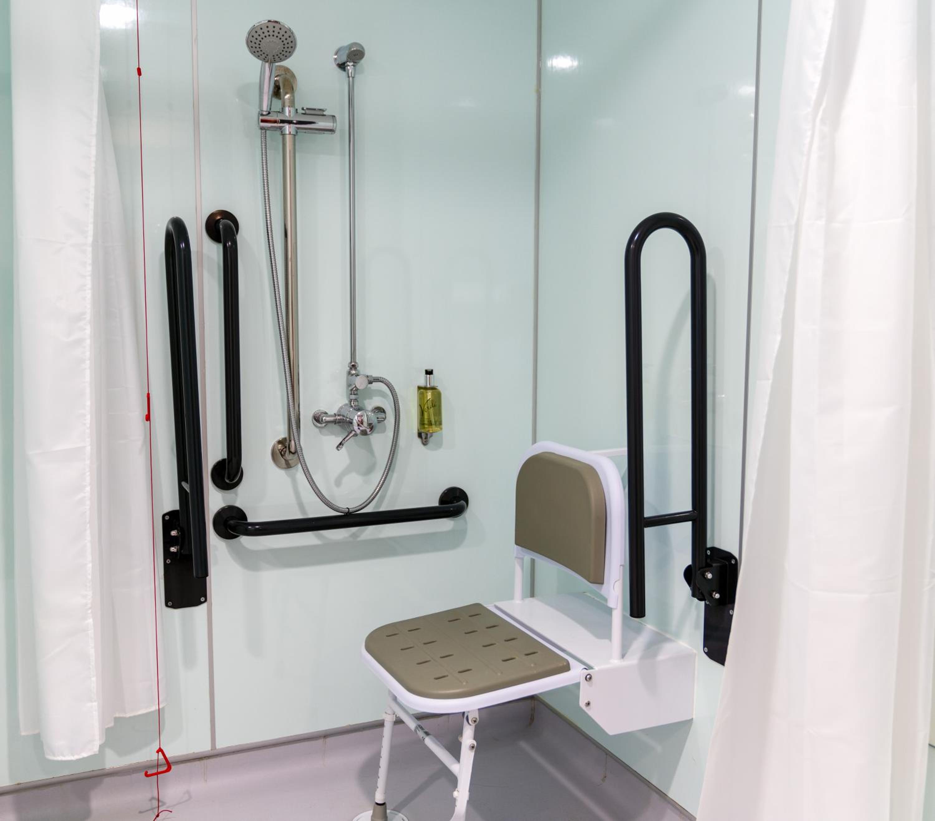 Double Room - Disability Access photo 3