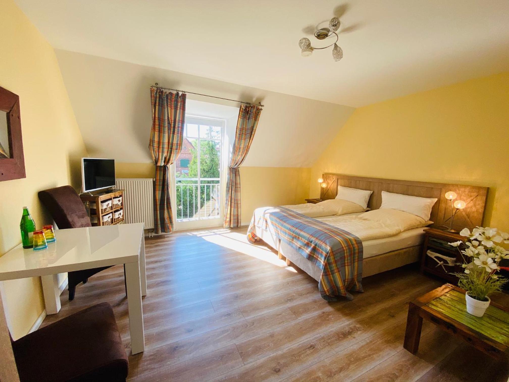 Double Room - Photo 4