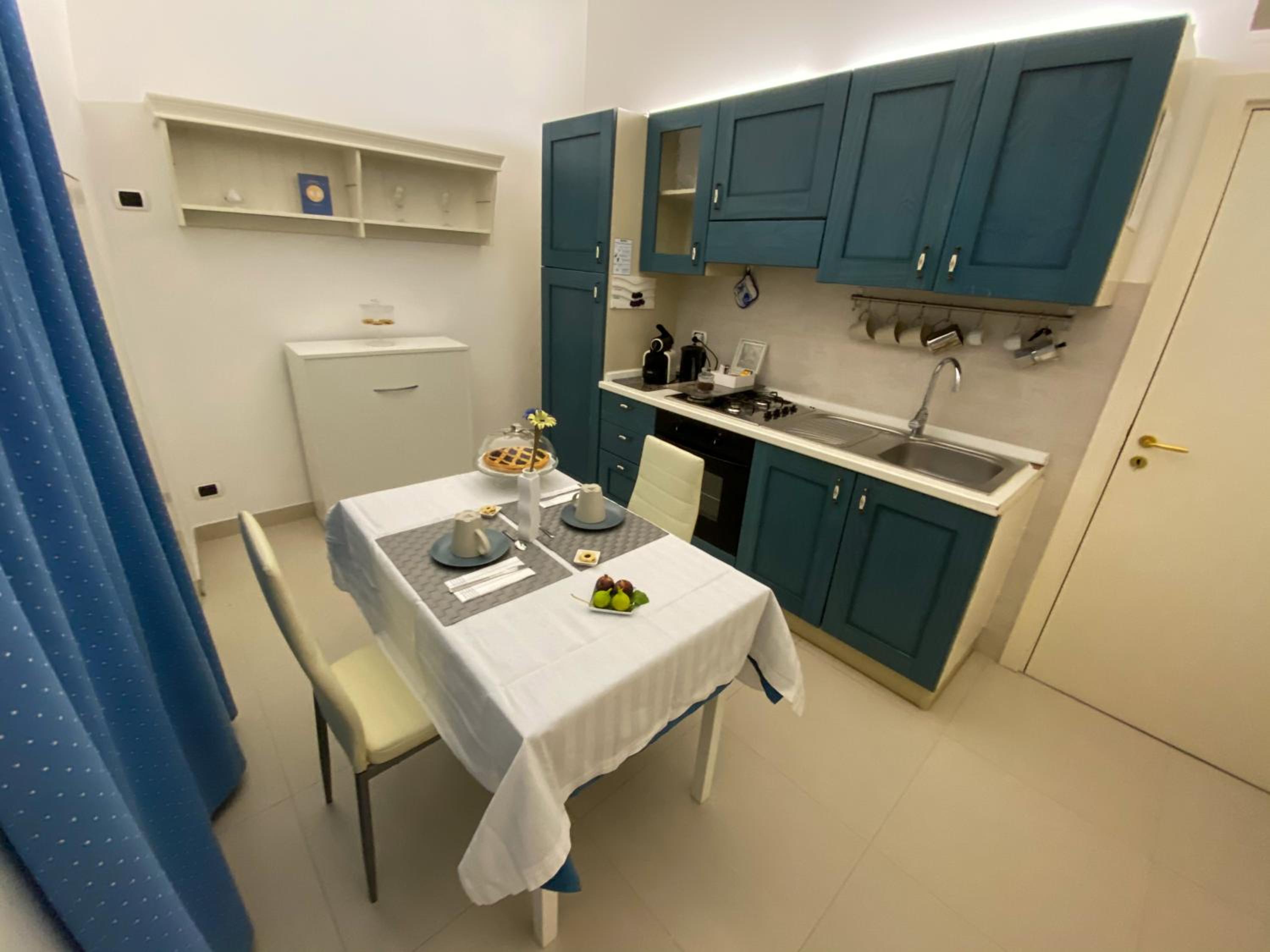 Triple Room with Private Bathroom - Photo 2