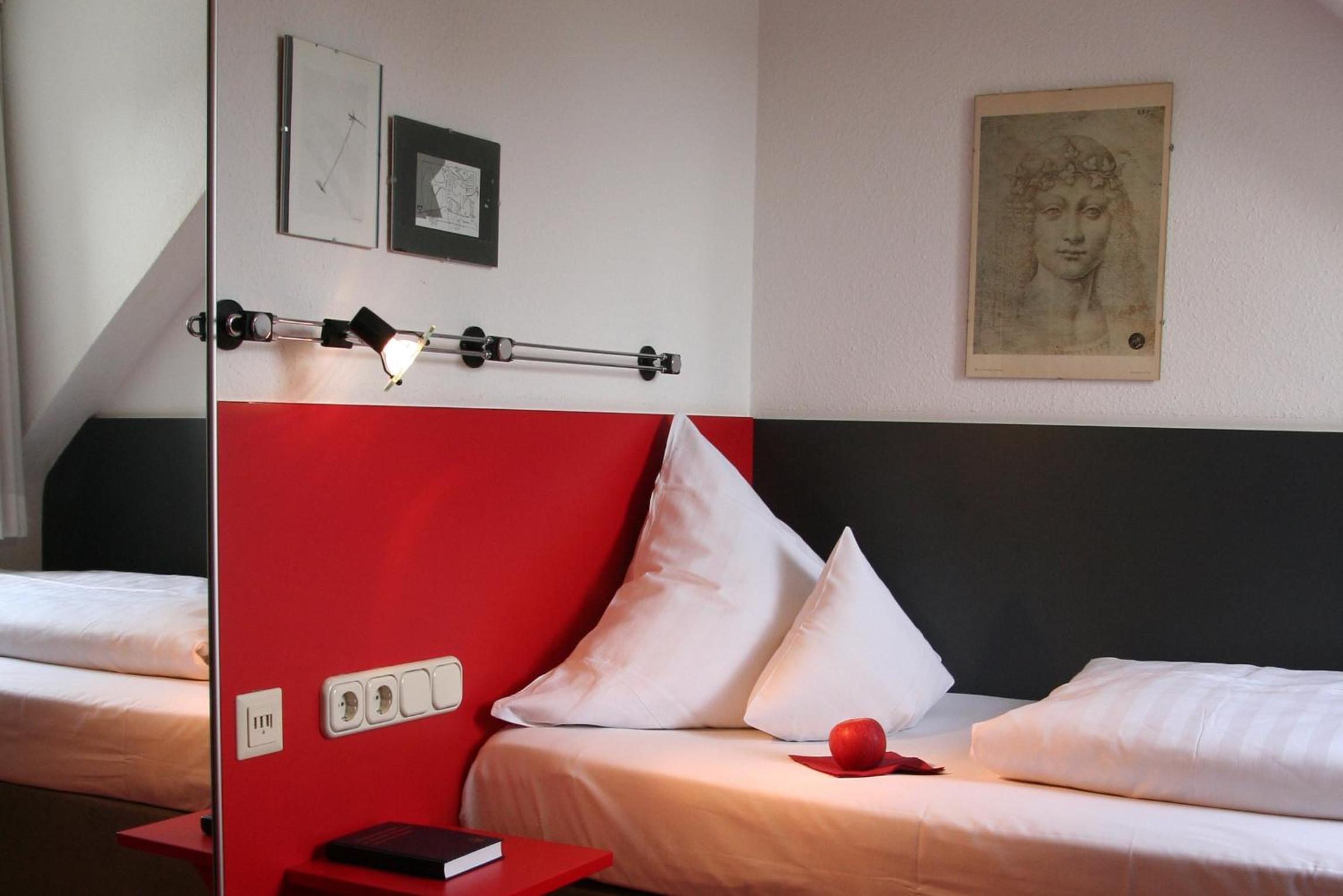 Standard Single Room