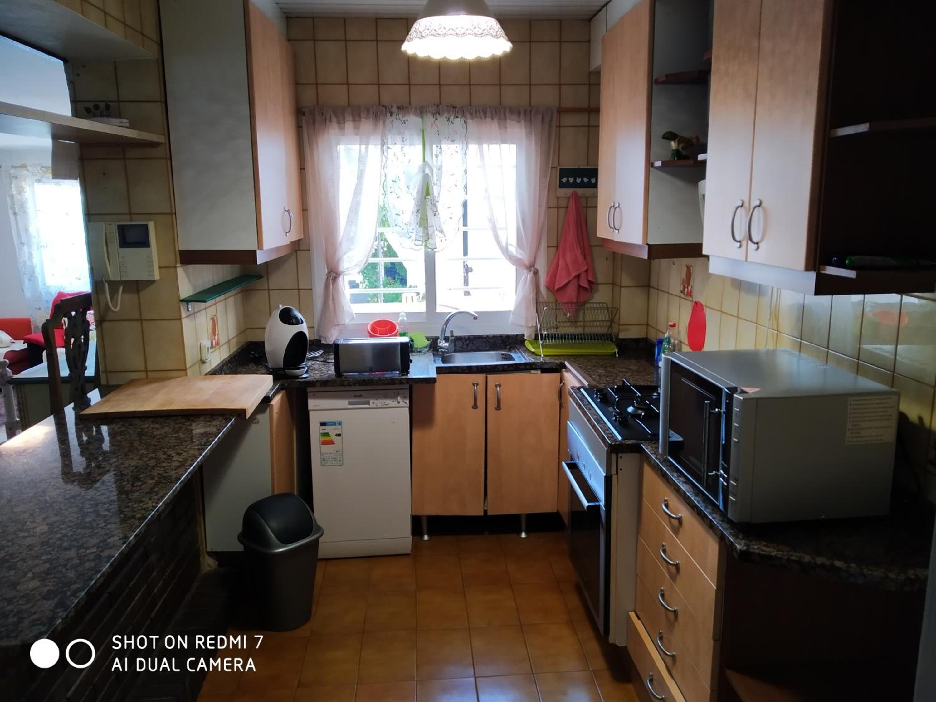 Three-Bedroom House - Photo 6