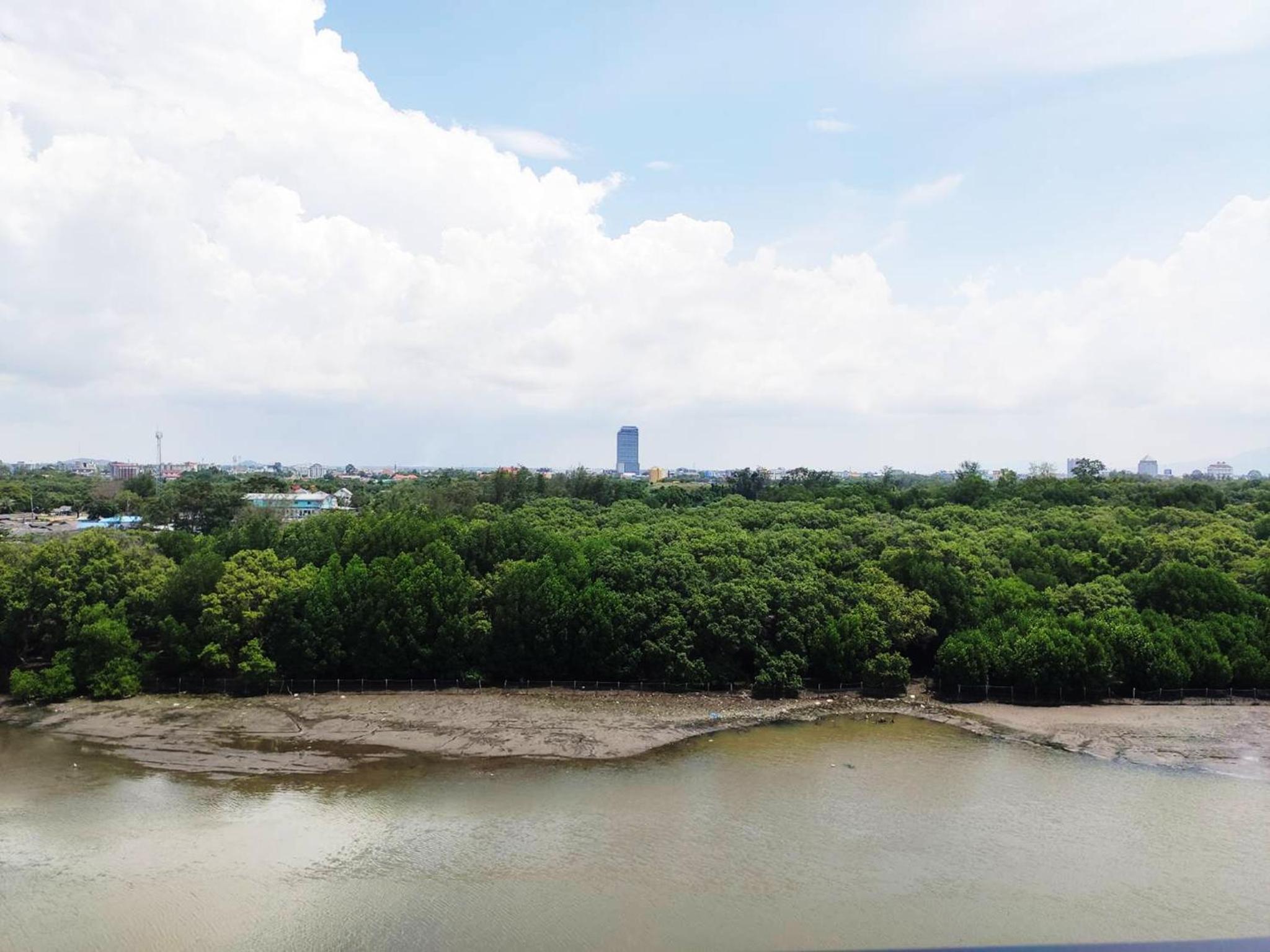 Deluxe Double or Twin Room with River View - Photo 4