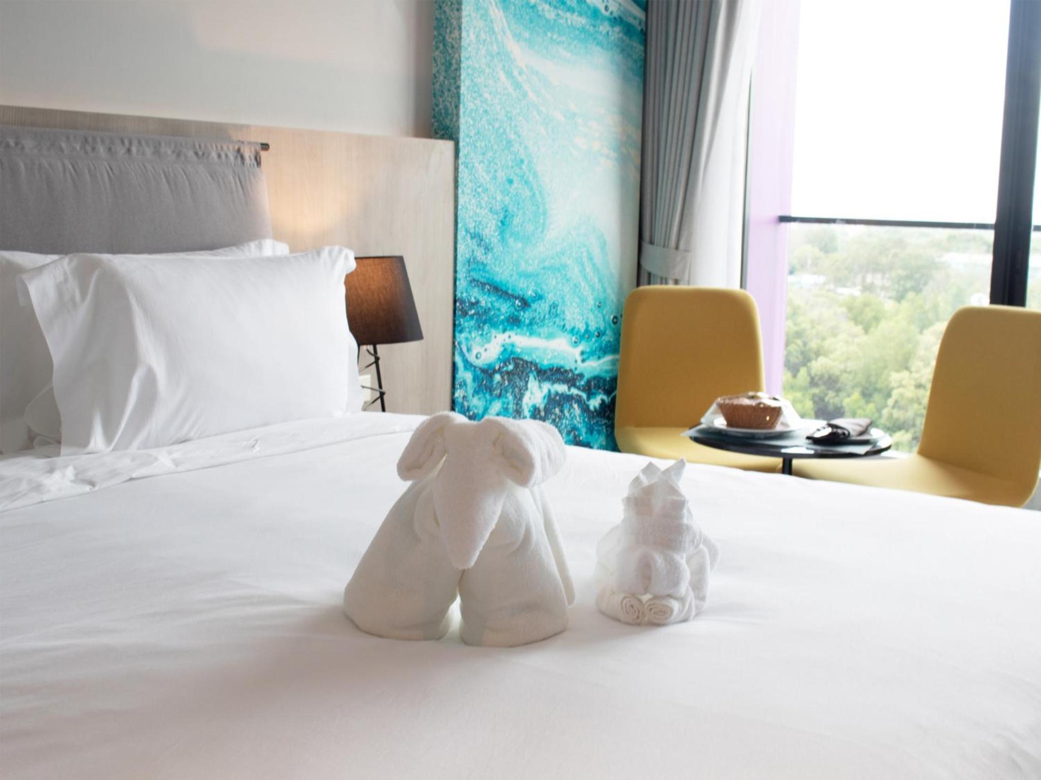 Deluxe Double or Twin Room with River View - Photo 10