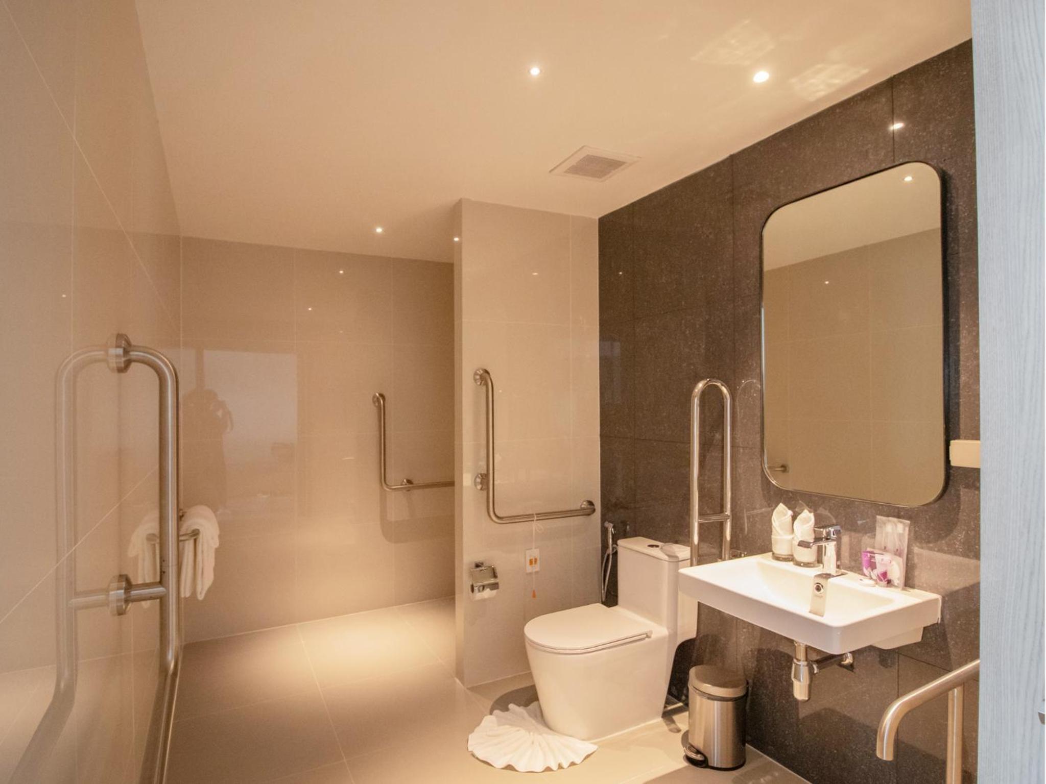 Premier Room - Photo 5