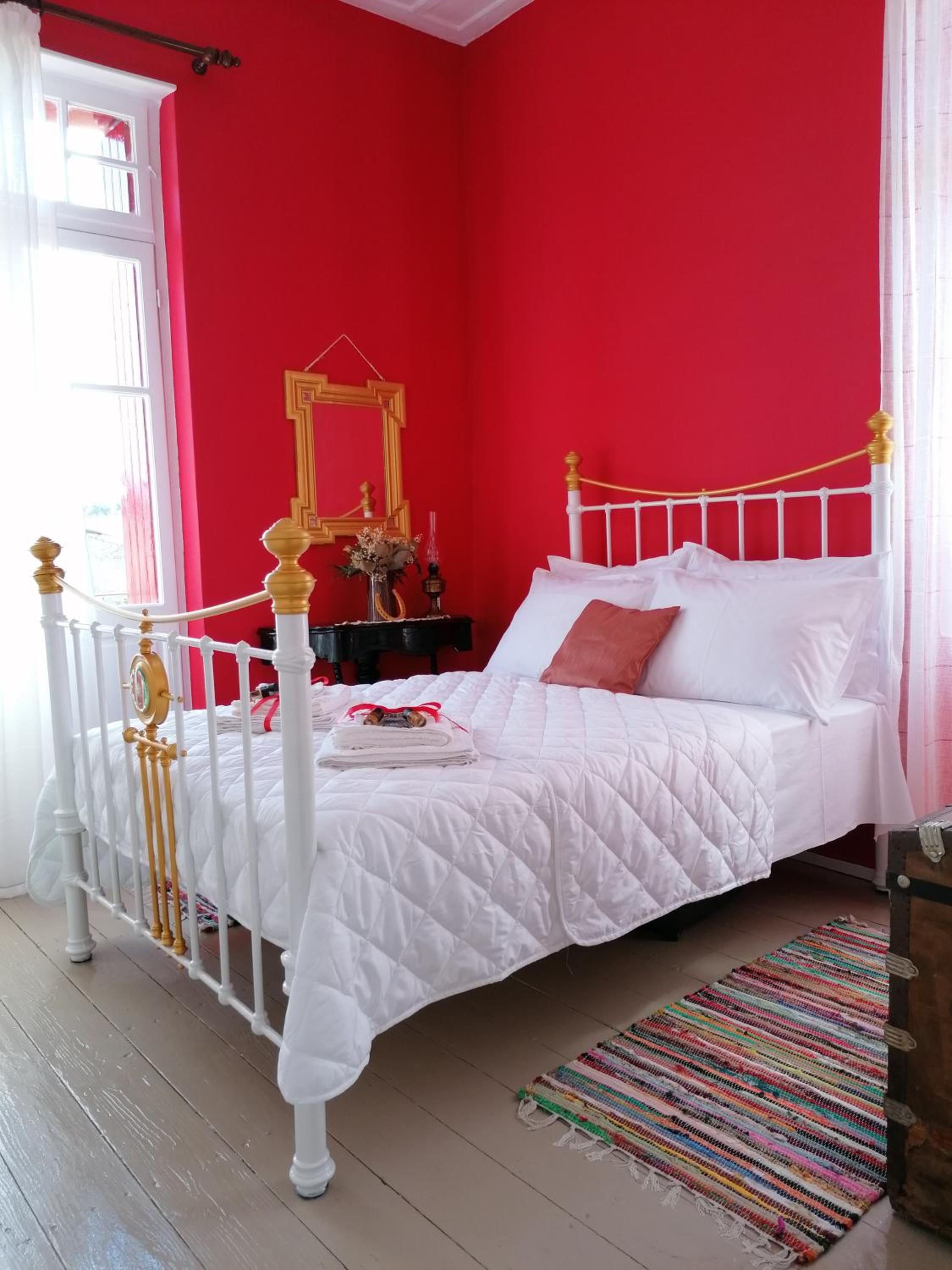 Three-Bedroom House photo 1