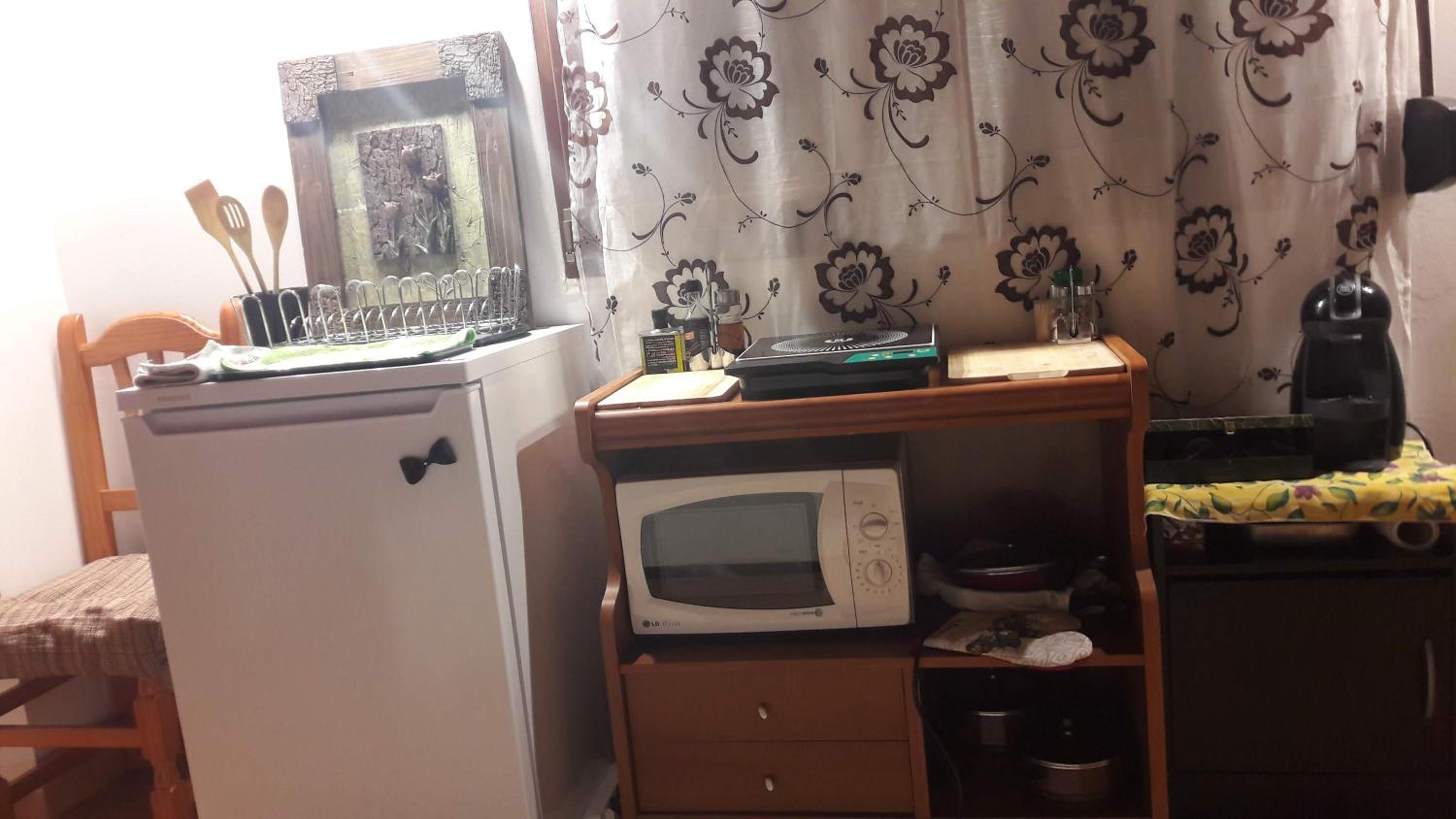 Quadruple Room with Private Bathroom photo 3