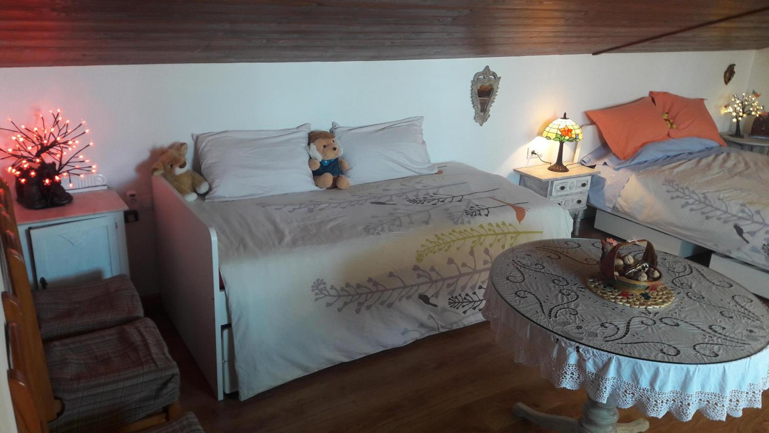 Quadruple Room with Private Bathroom photo 2