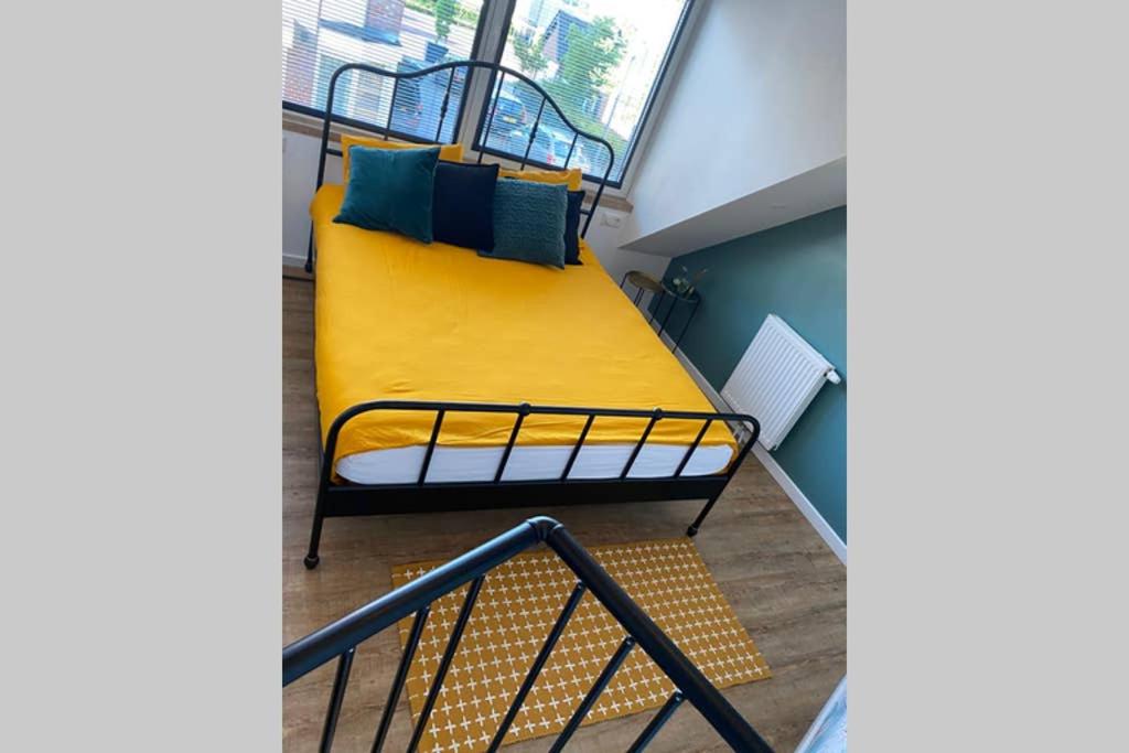 One-Bedroom Apartment - Photo 4
