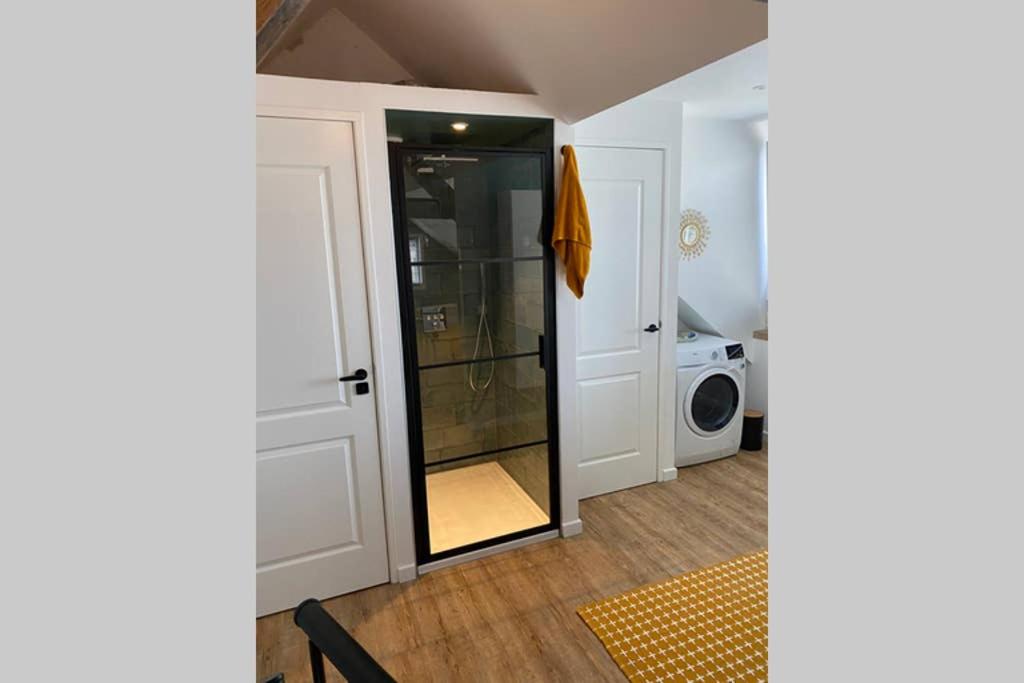 One-Bedroom Apartment - Photo 16