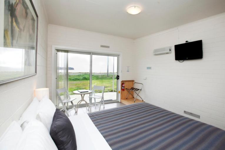 Hotel Bruny Queen Room - Photo 1