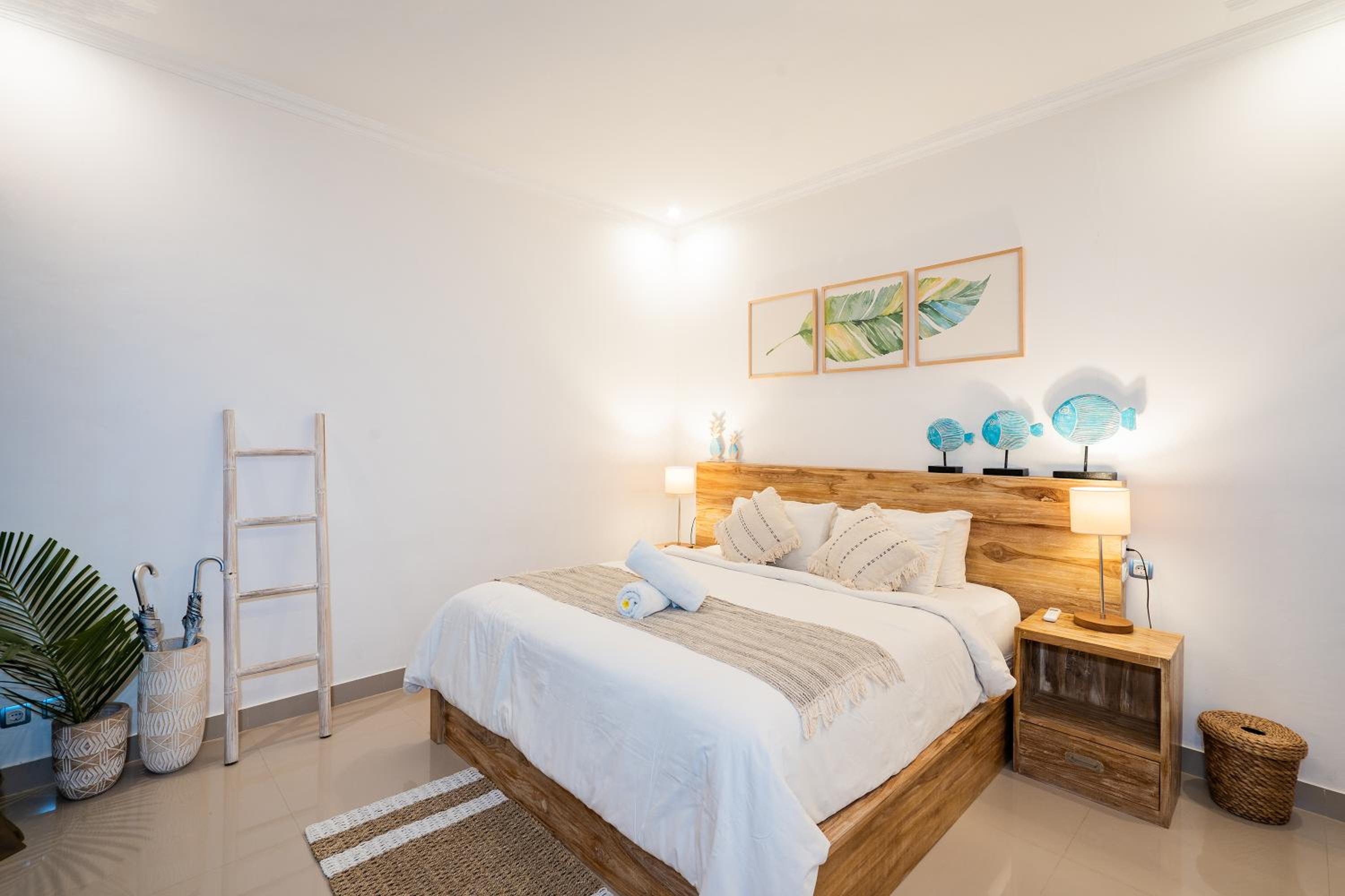 Three-Bedroom Villa - Photo 26