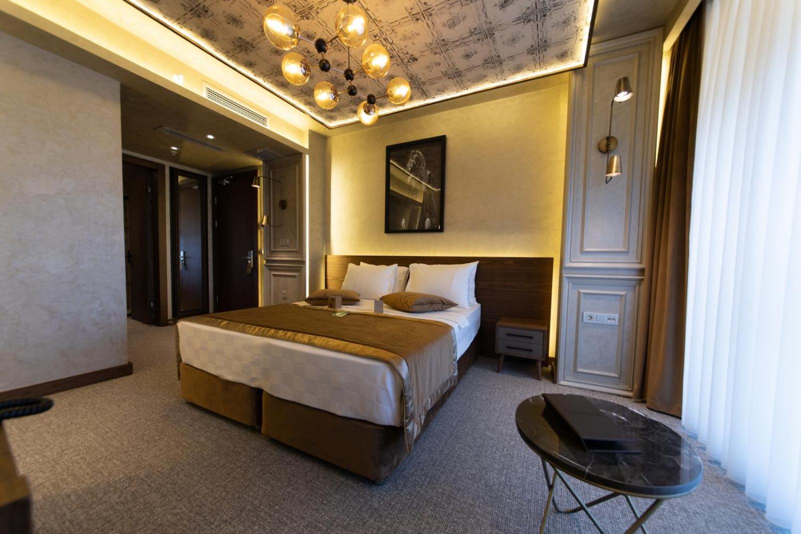 Deluxe Double Room with Sea View photo 2