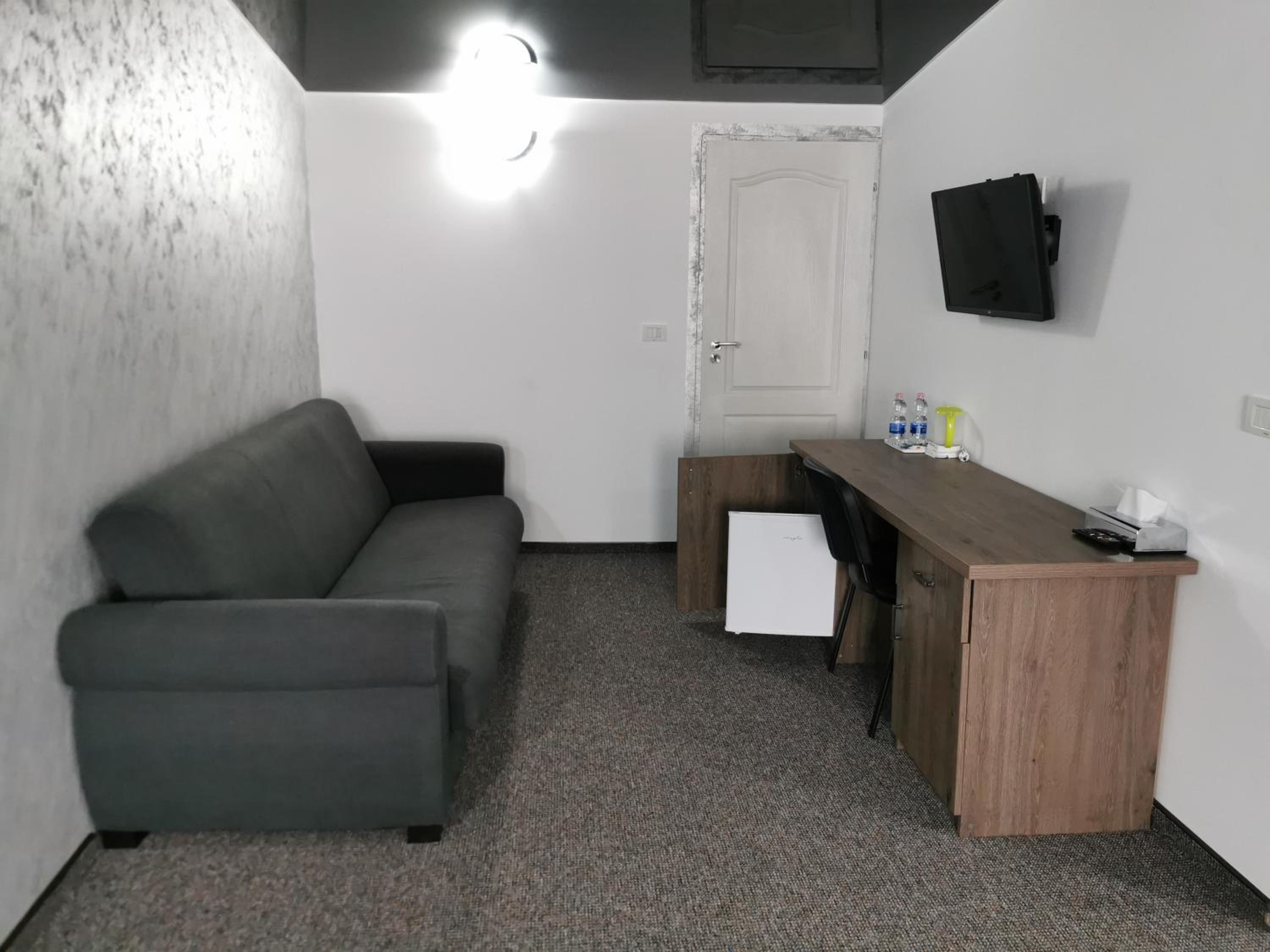 Deluxe Family Room photo 3
