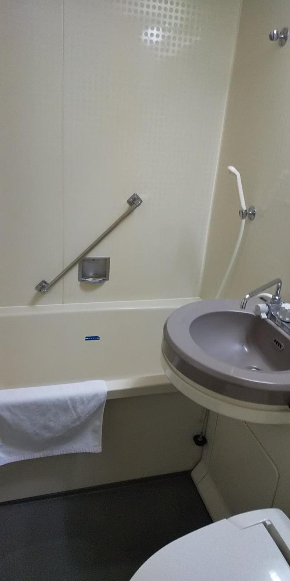 Single Room - Non-Smoking photo 3