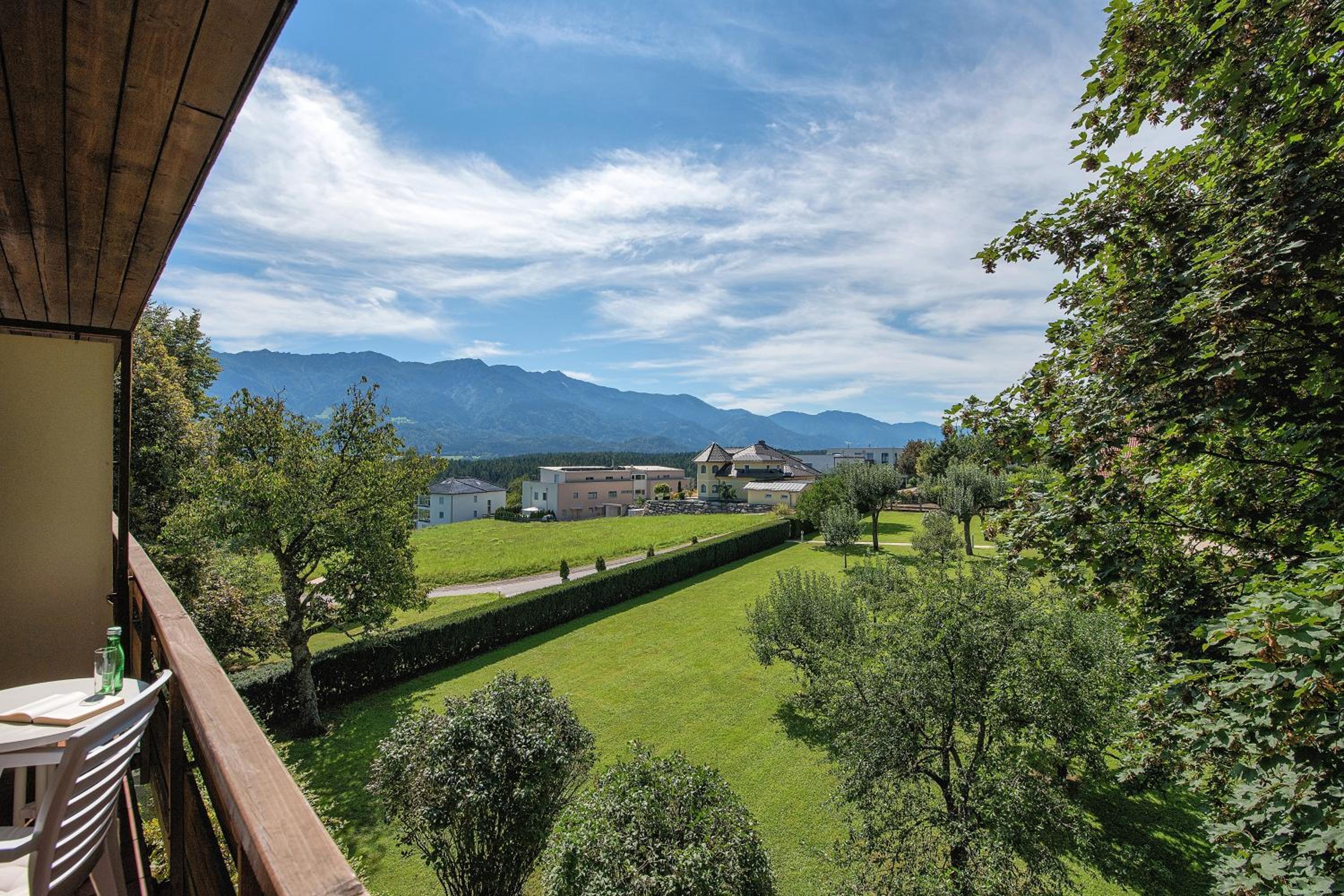 Single Room with Balcony photo 3