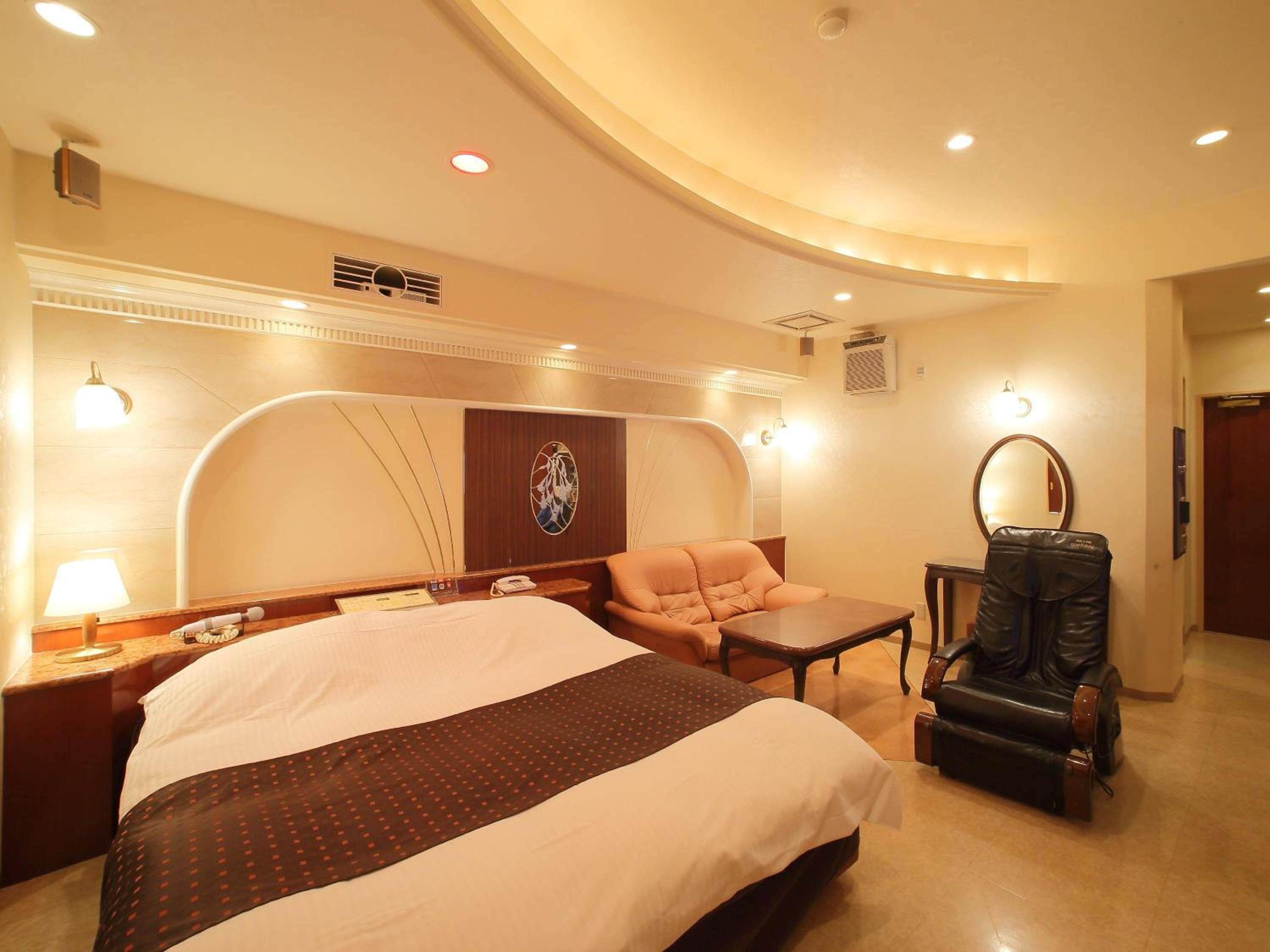 Standard King Room - Photo 1