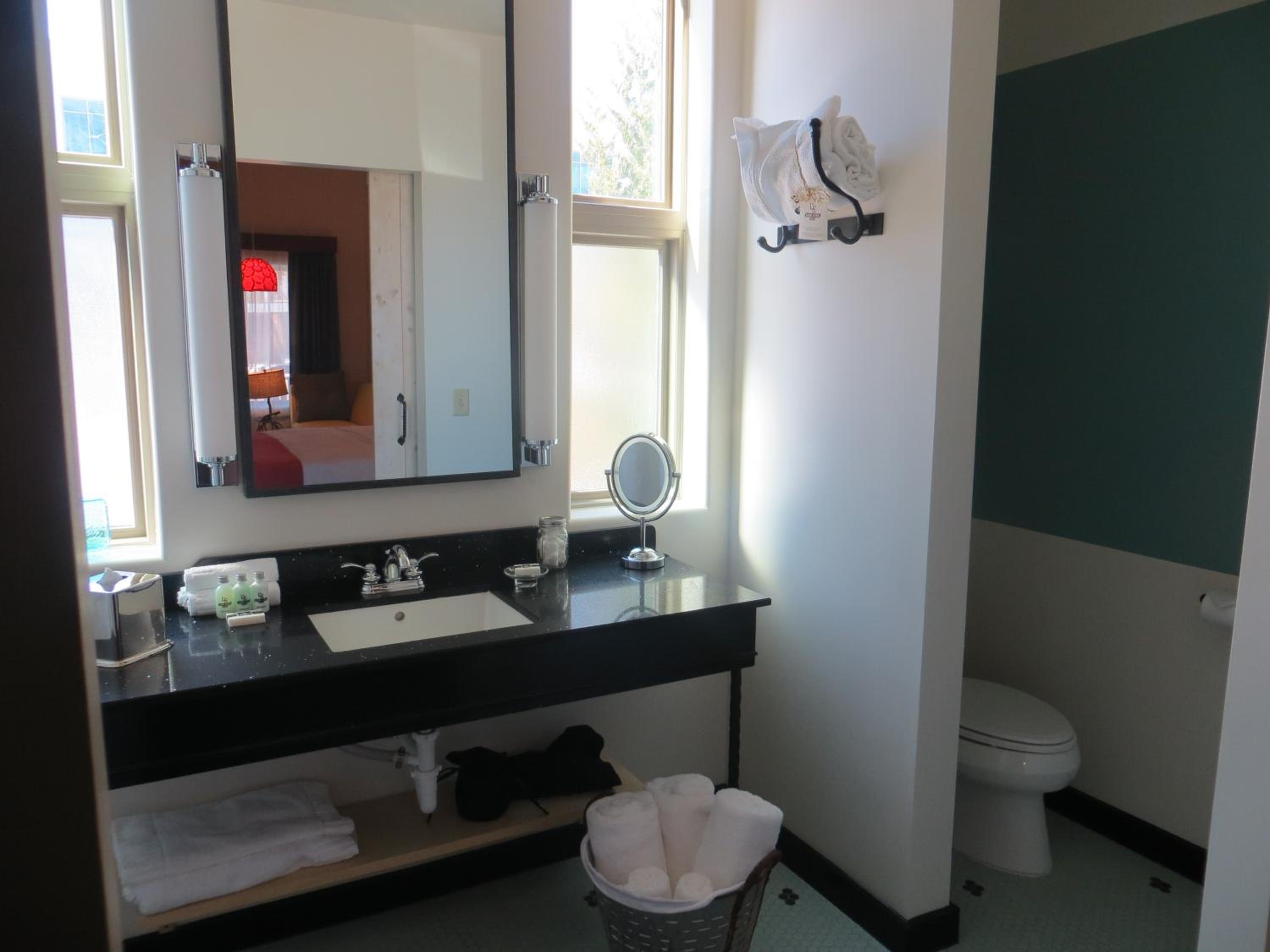 Double Room with Two Double Beds - Photo 2