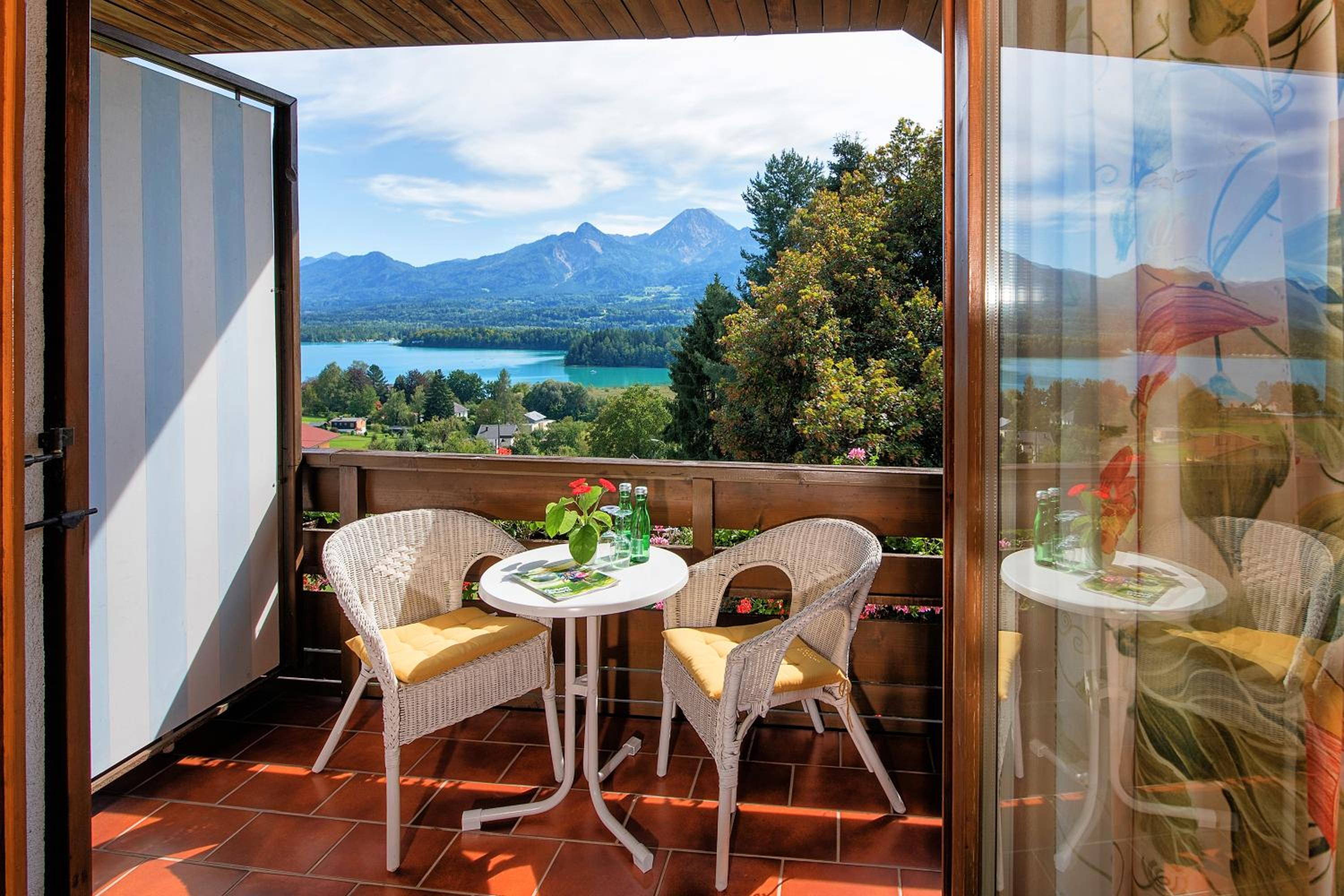 Superior Double Room with Balcony photo 3